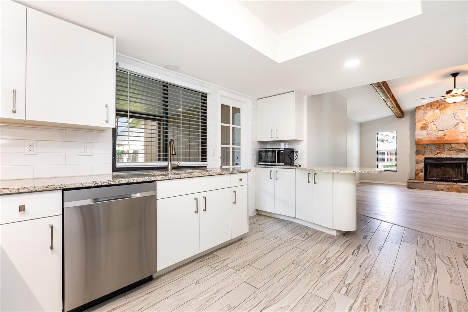 Image 13 of 30 For 8434 Cypress Lake Circle