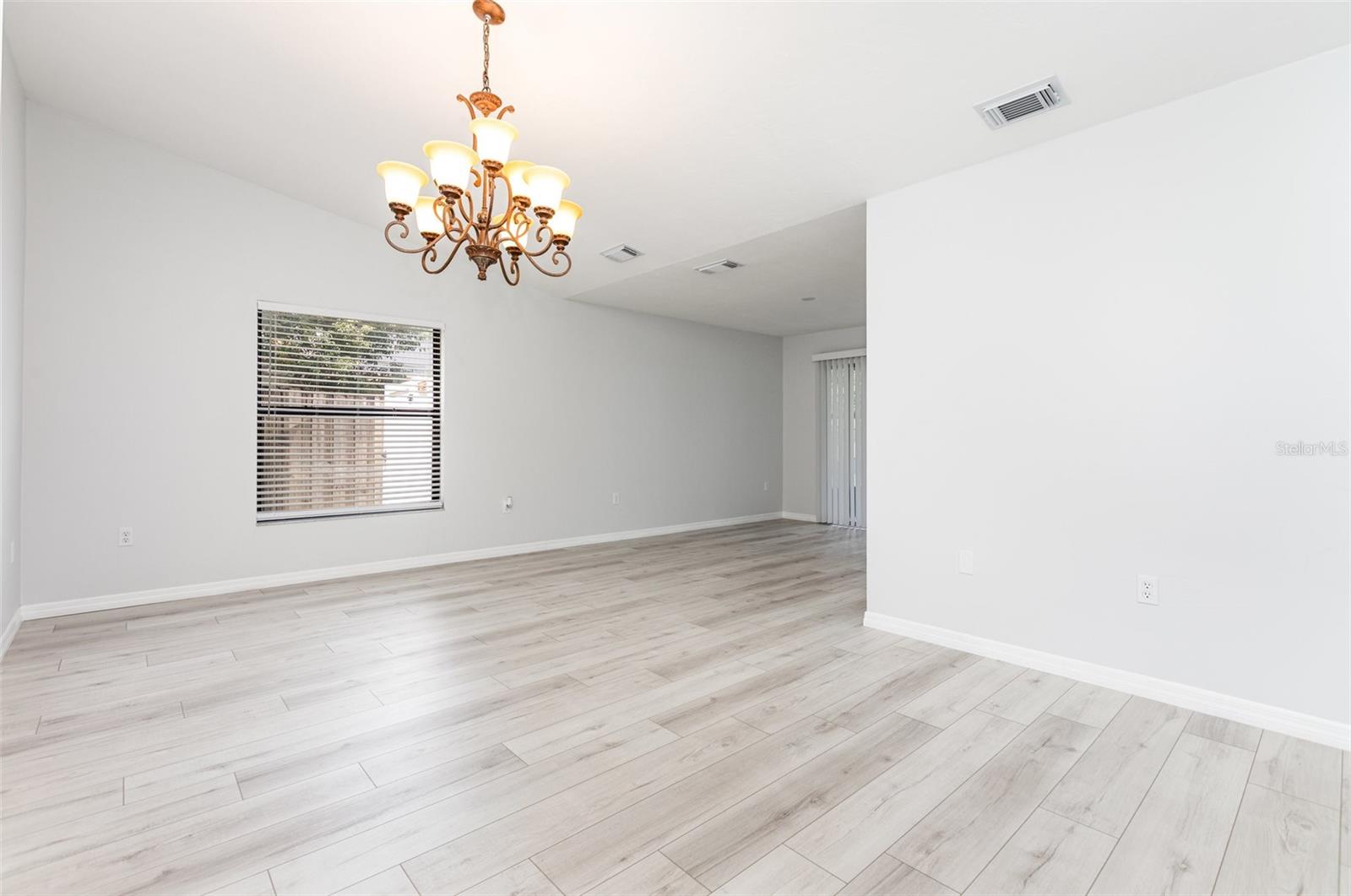 Image 15 of 30 For 8434 Cypress Lake Circle