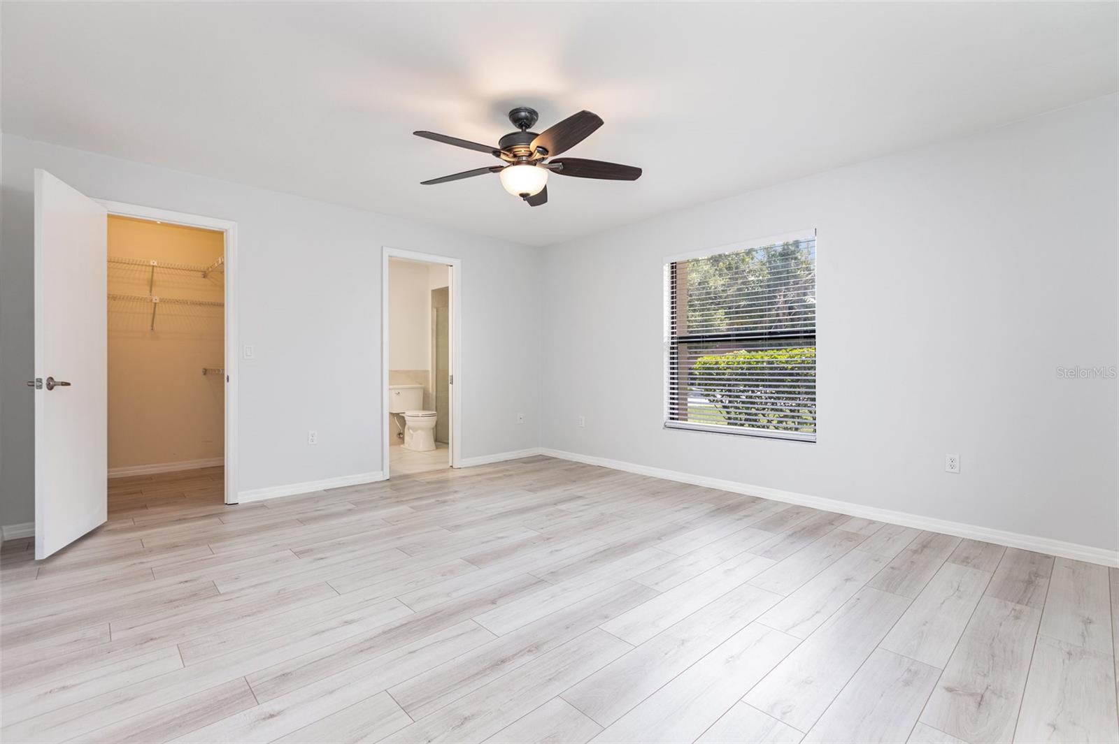 Image 18 of 30 For 8434 Cypress Lake Circle