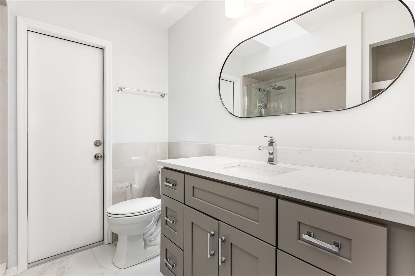Image 24 of 30 For 8434 Cypress Lake Circle