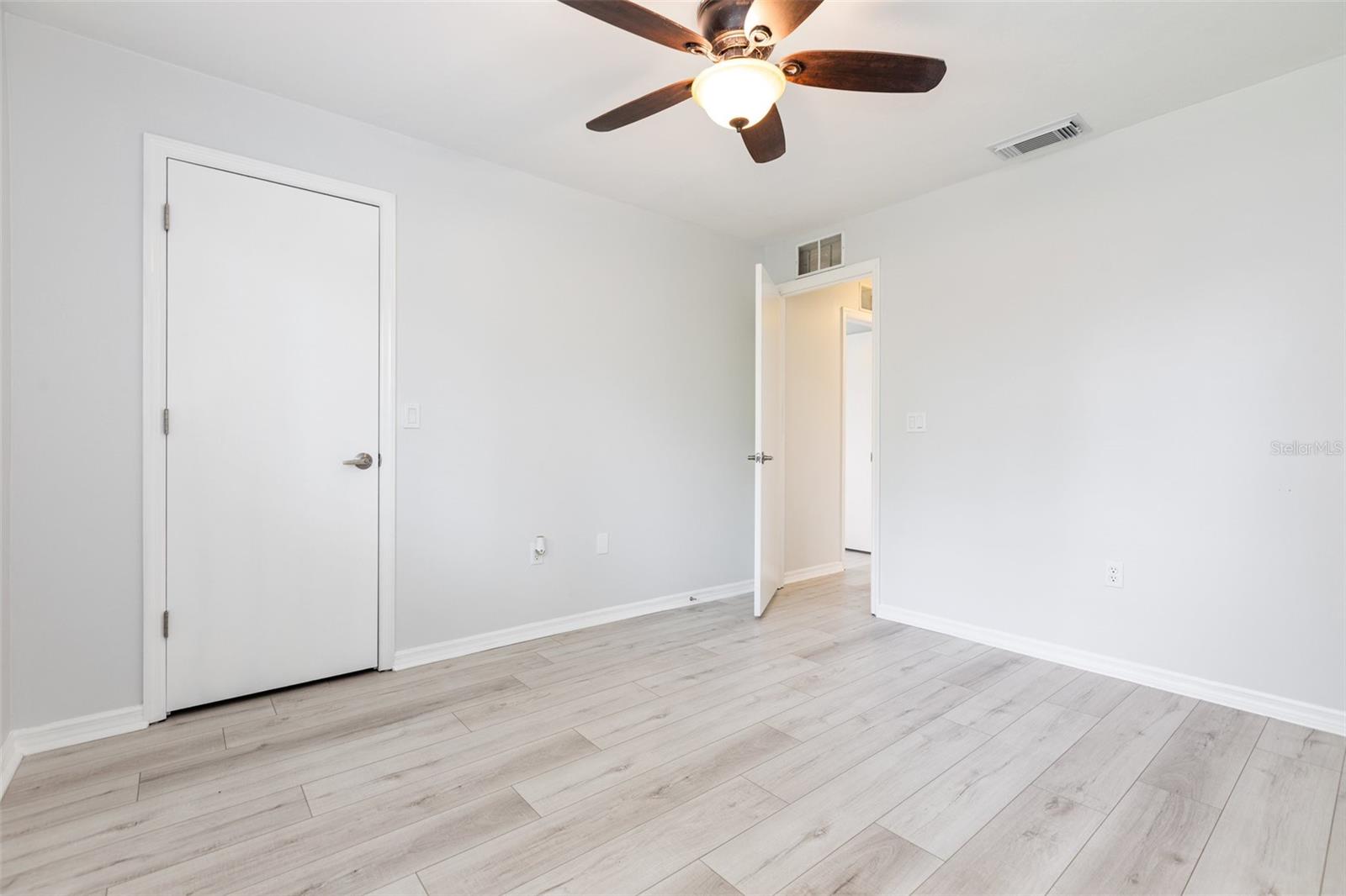 Image 26 of 30 For 8434 Cypress Lake Circle