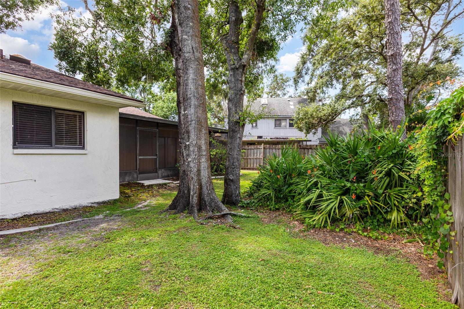 Image 28 of 30 For 8434 Cypress Lake Circle