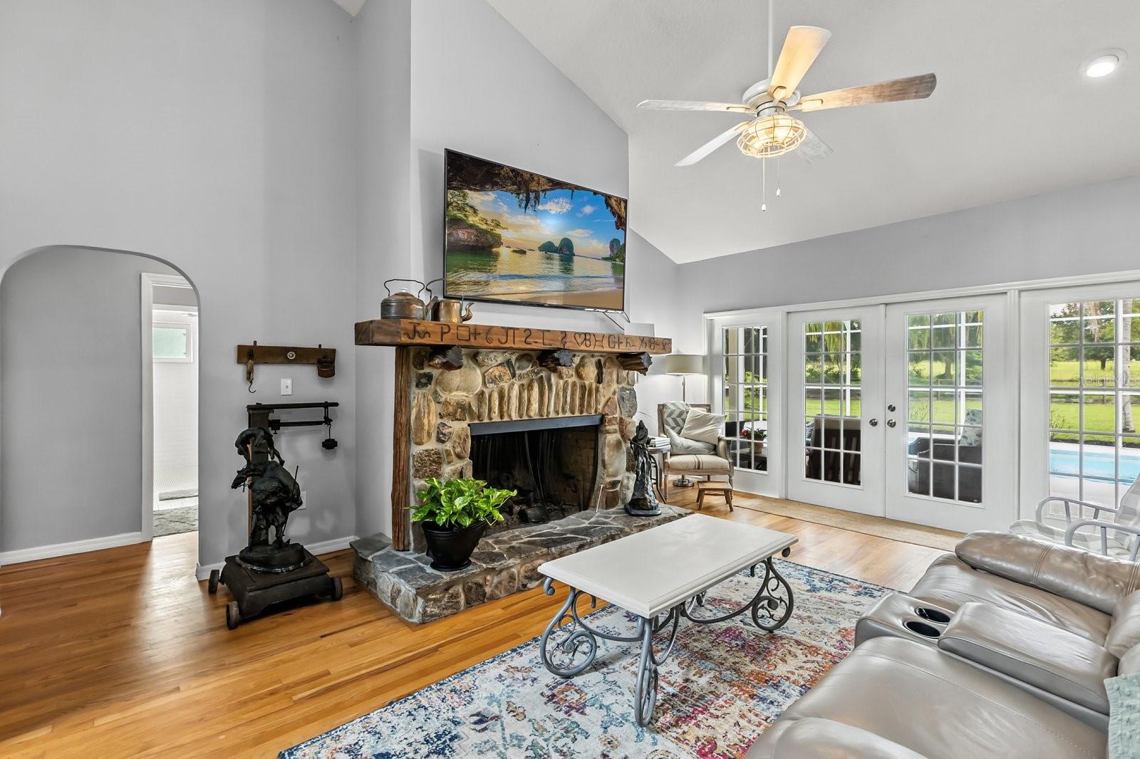 Image 10 of 33 For 32530 Senese Road