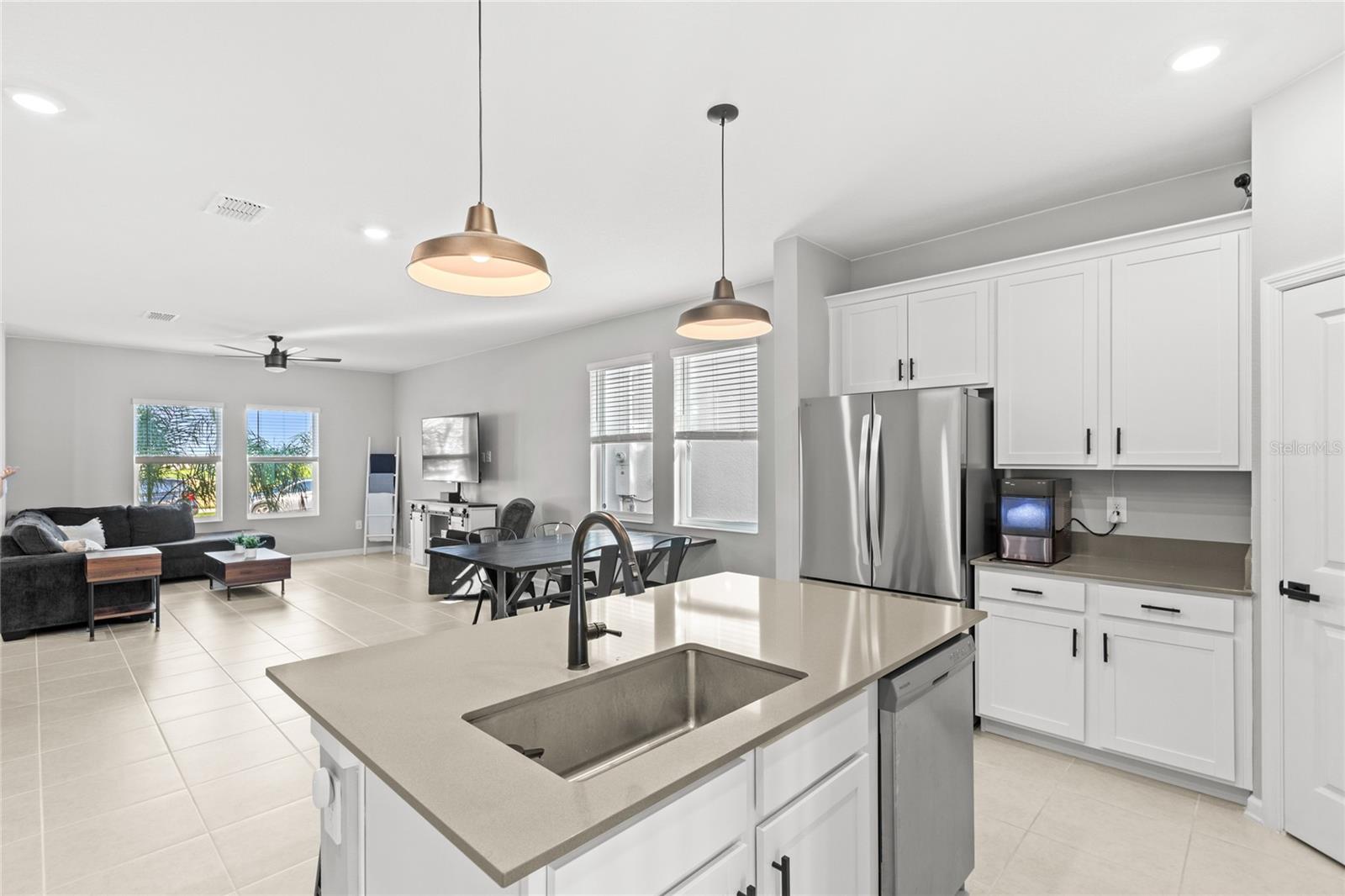 Image 17 of 54 For 6451 Blissful Street
