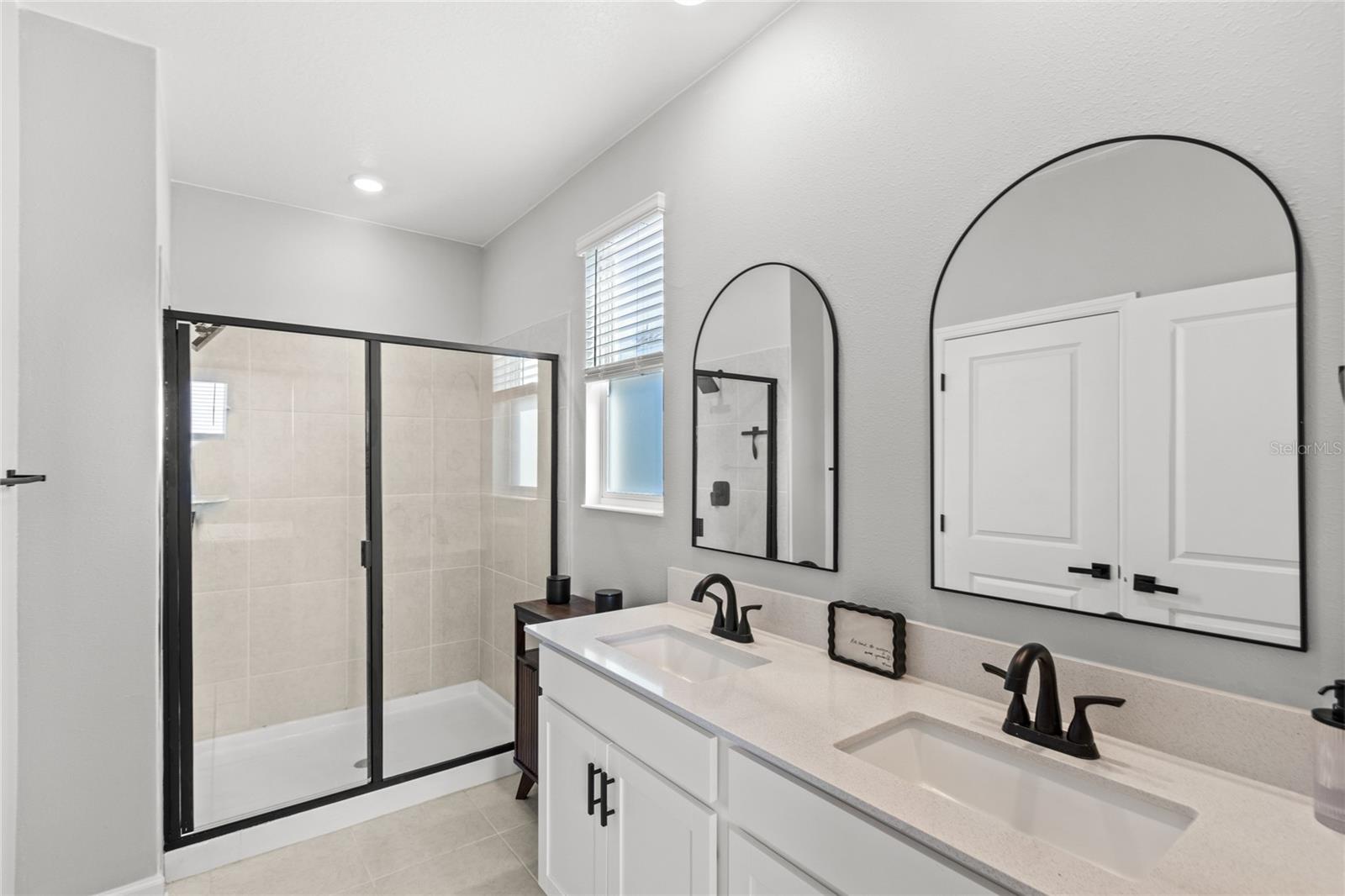 Image 21 of 54 For 6451 Blissful Street