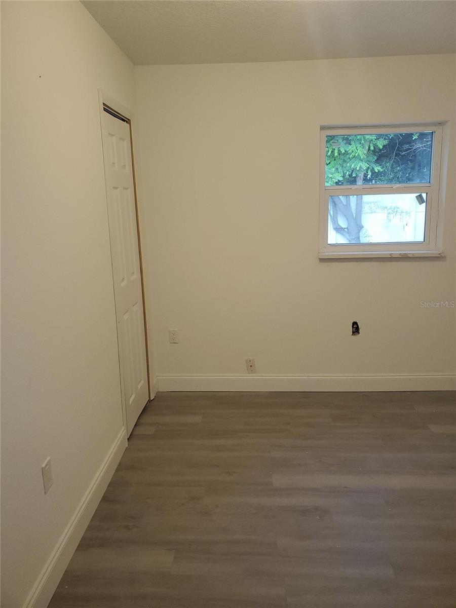 Image 6 of 10 For 416 Powers Drive