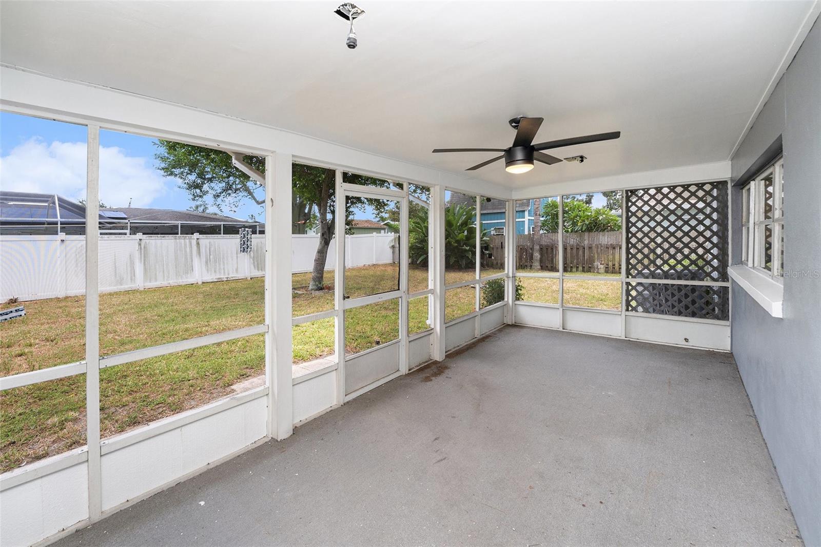Image 16 of 24 For 15 Nimbus Avenue