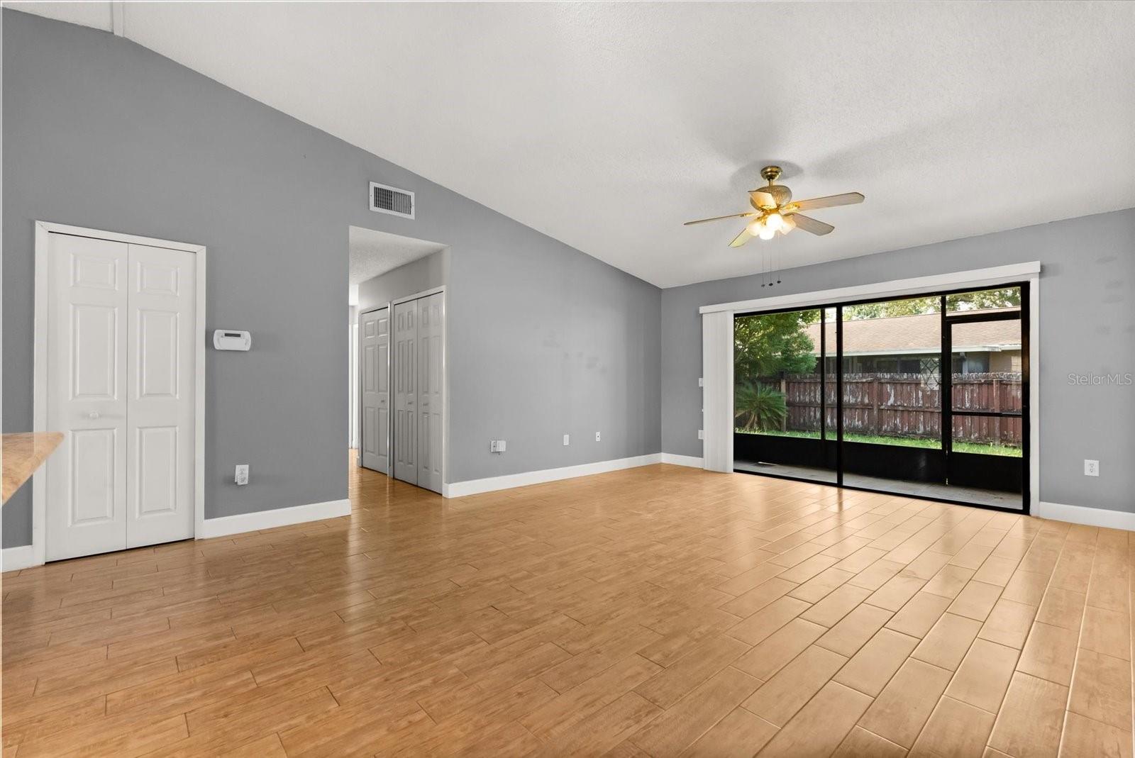 Image 6 of 29 For 8110 Canyon Oak Lane