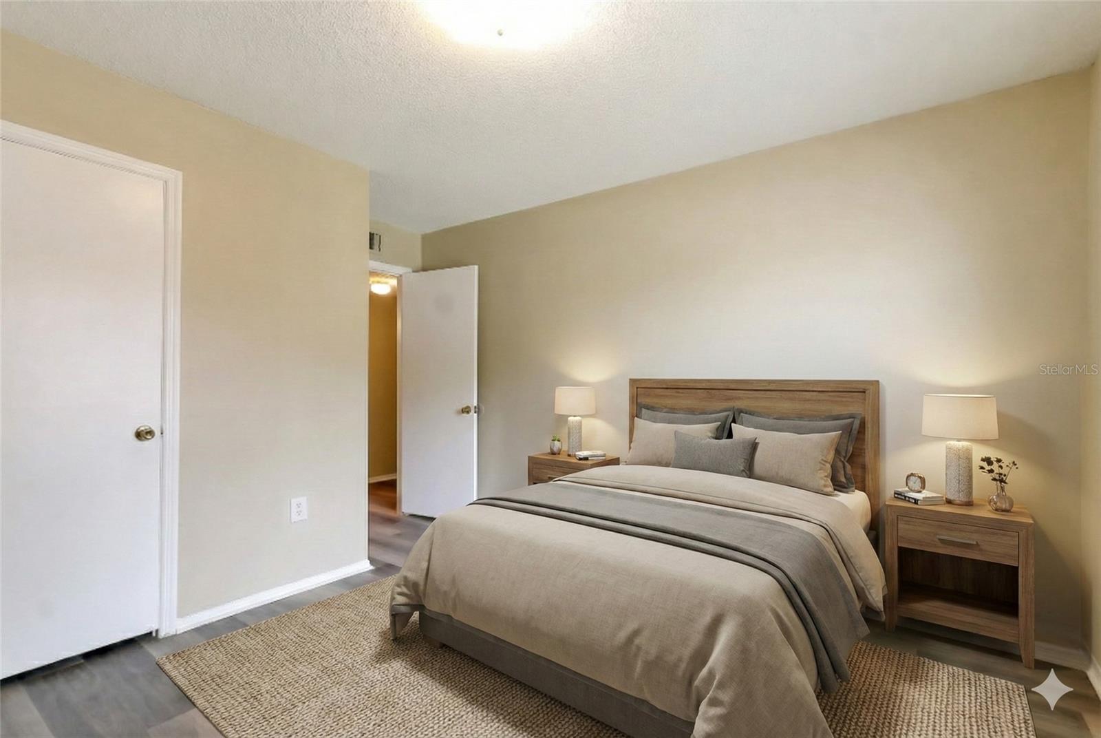 Image 23 of 25 For 448 Banyon Tree Circle 206