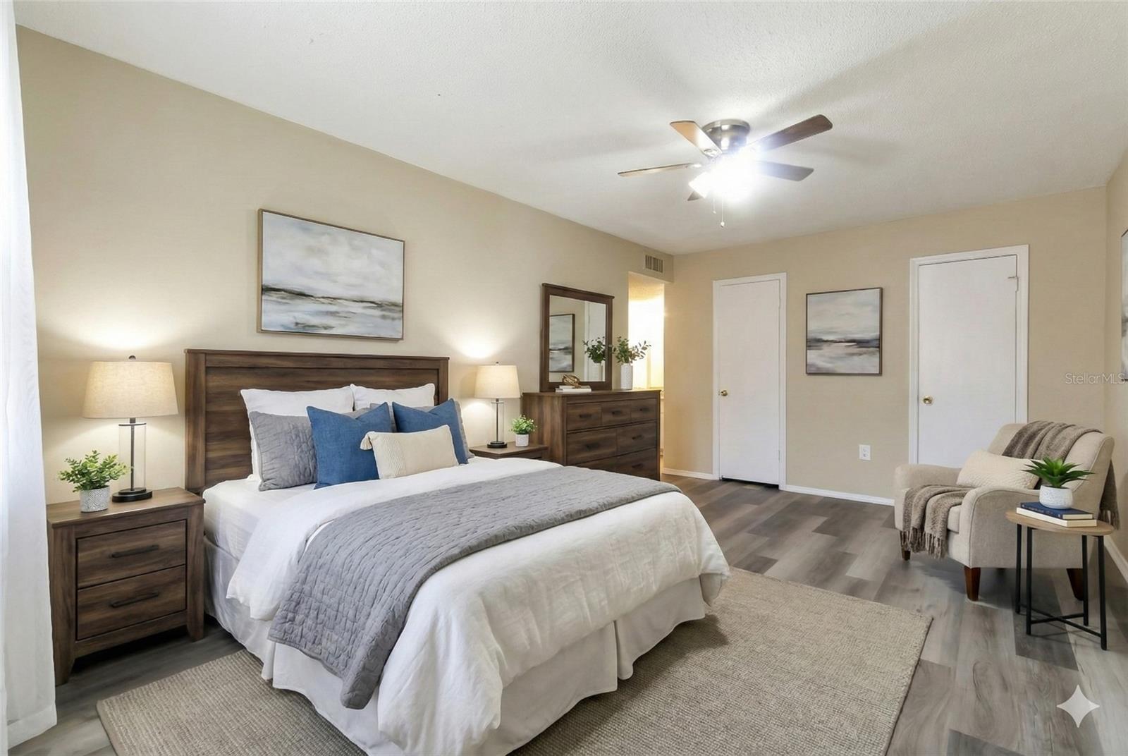 Image 25 of 25 For 448 Banyon Tree Circle 206