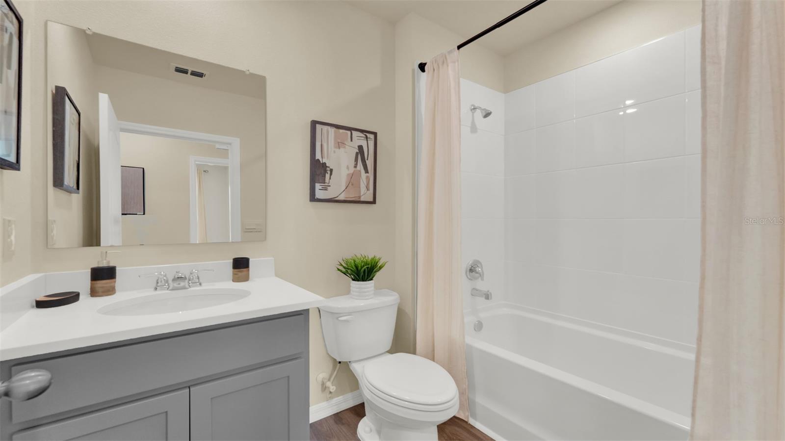 Image 13 of 31 For 5276 Flameleaf Street