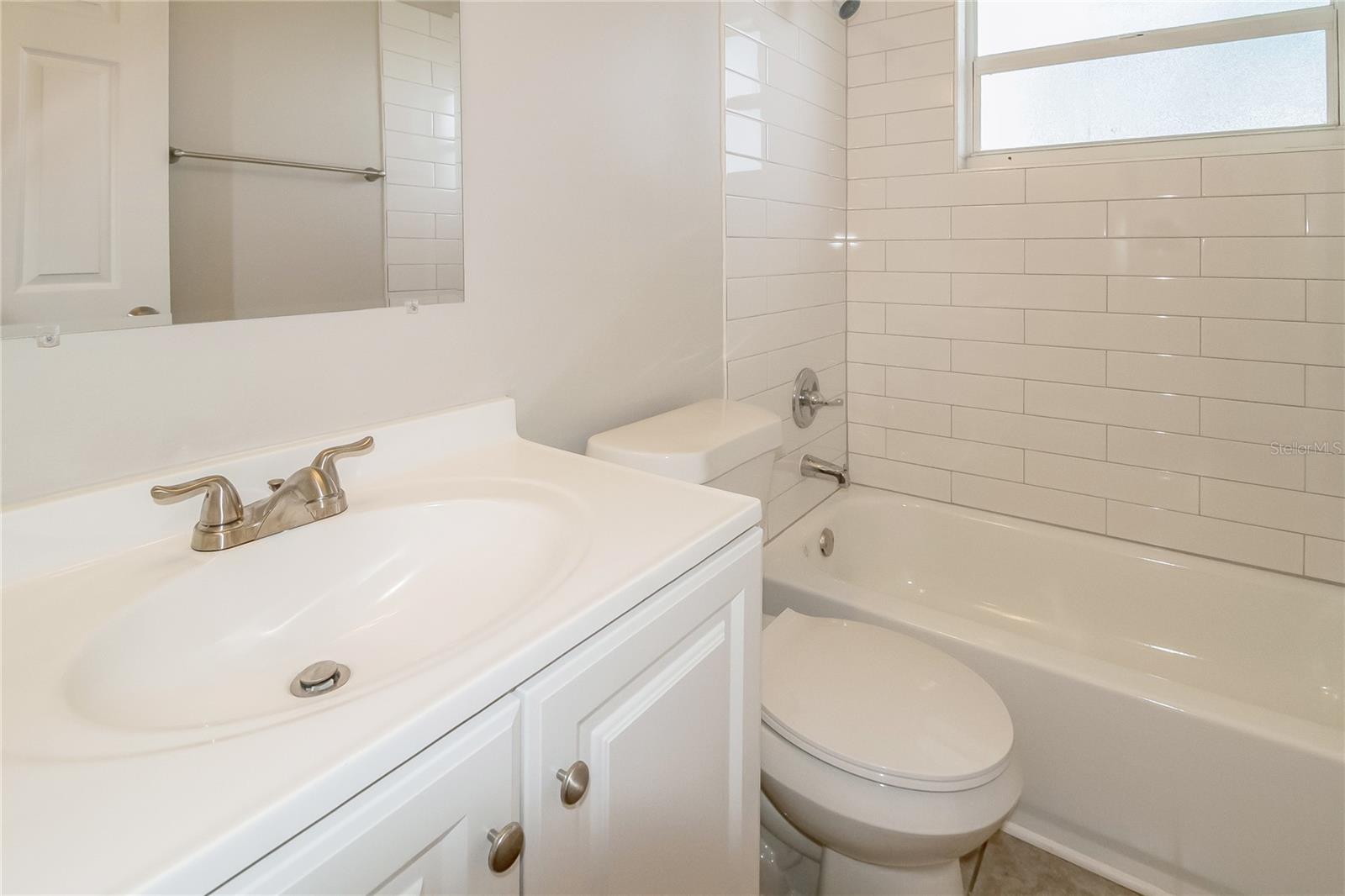Image 10 of 16 For 216 Lochmond Drive