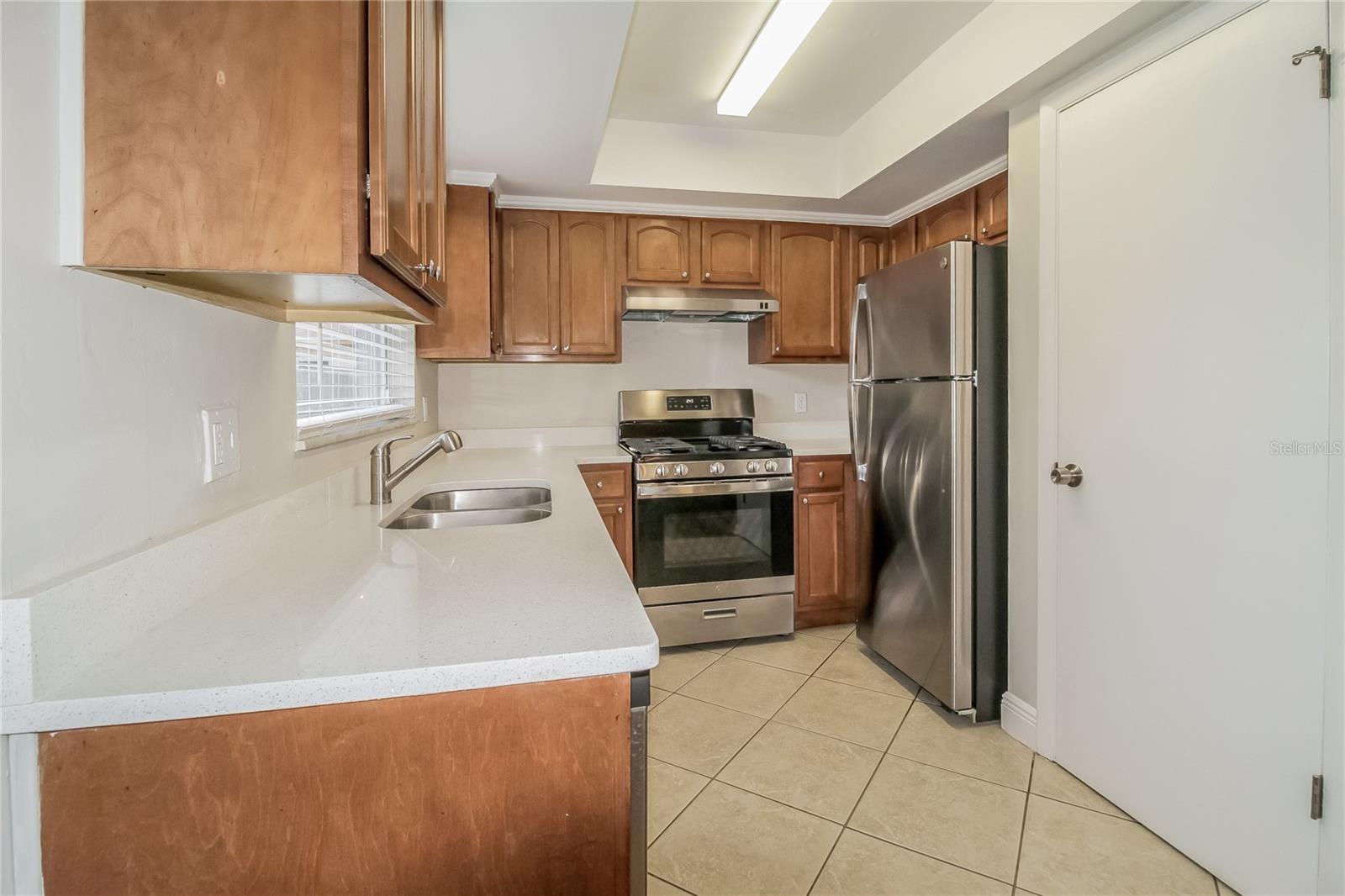 Image 6 of 16 For 216 Lochmond Drive