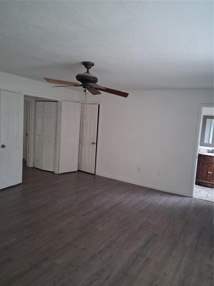 Image 18 of 25 For 4011 Dijon Drive 4011