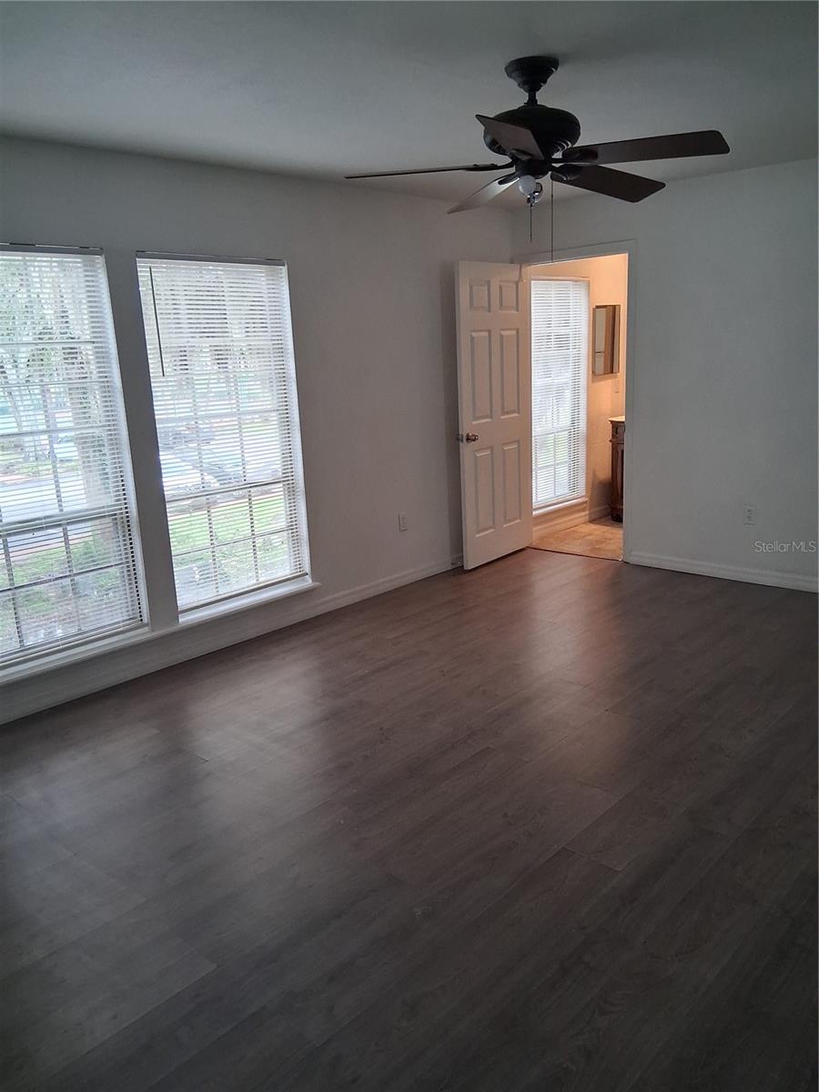 Image 20 of 25 For 4011 Dijon Drive 4011