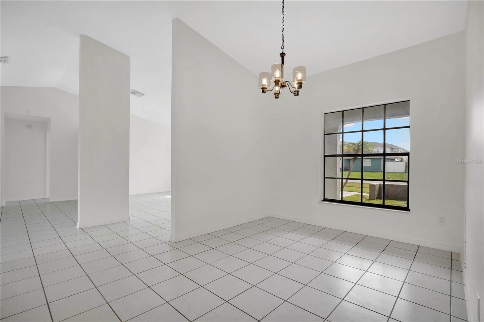 Image 4 of 32 For 398 Buttonwood Drive