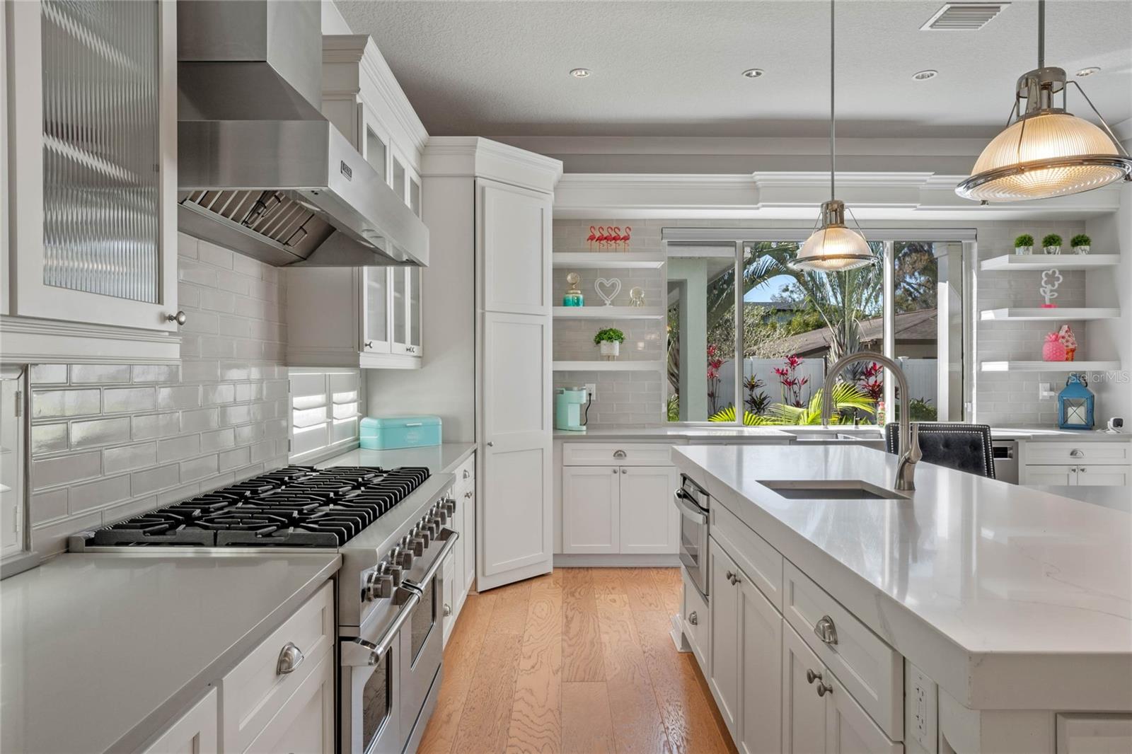 Image 36 of 97 For 1661 Hillcrest Avenue