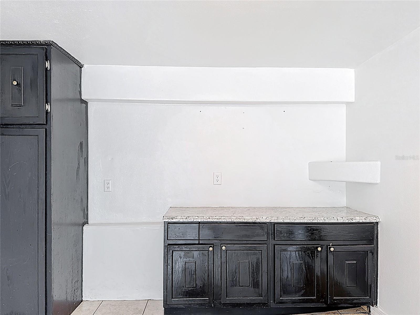 Image 15 of 47 For 5977 Village Circle South  #ge