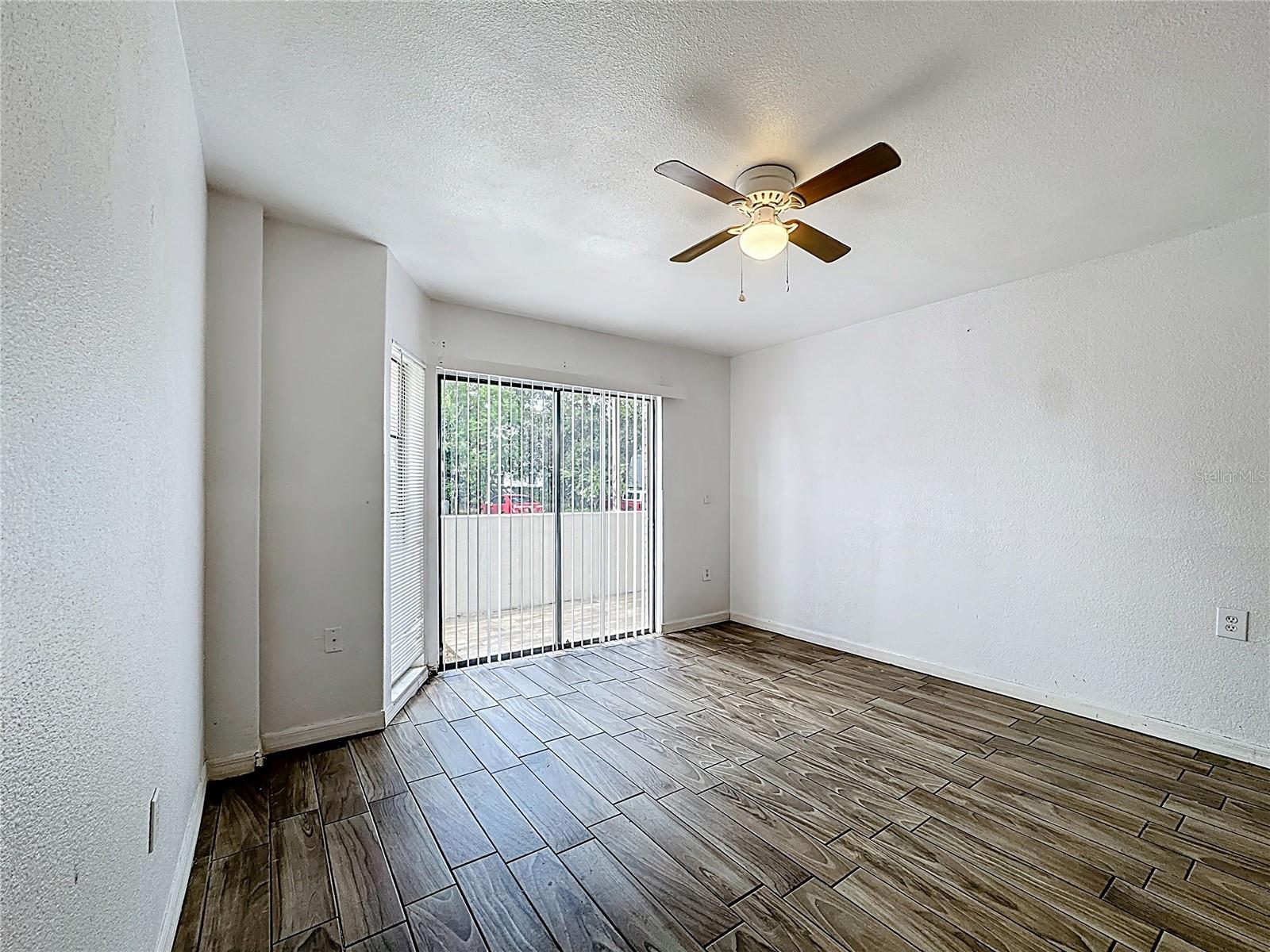 Image 19 of 47 For 5977 Village Circle South  #ge