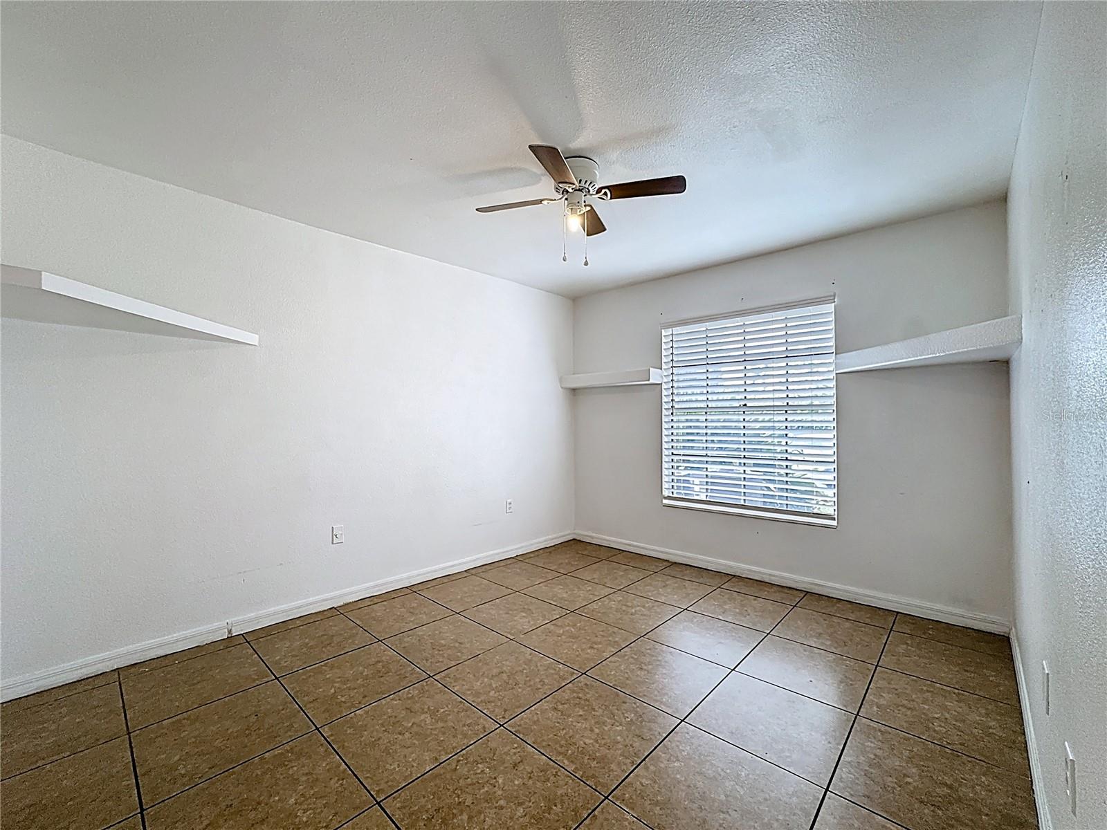 Image 27 of 47 For 5977 Village Circle South  #ge