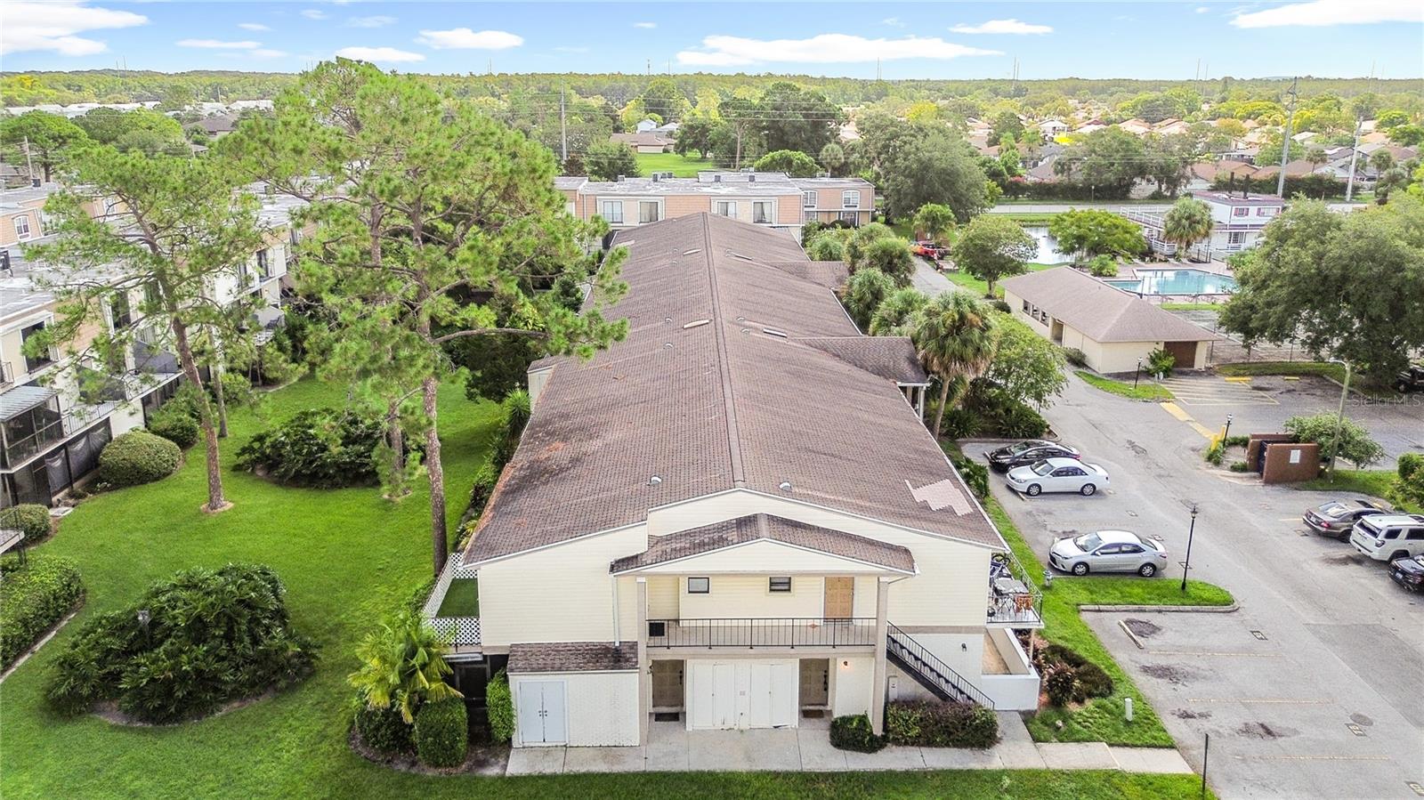 Image 3 of 47 For 5977 Village Circle South  #ge