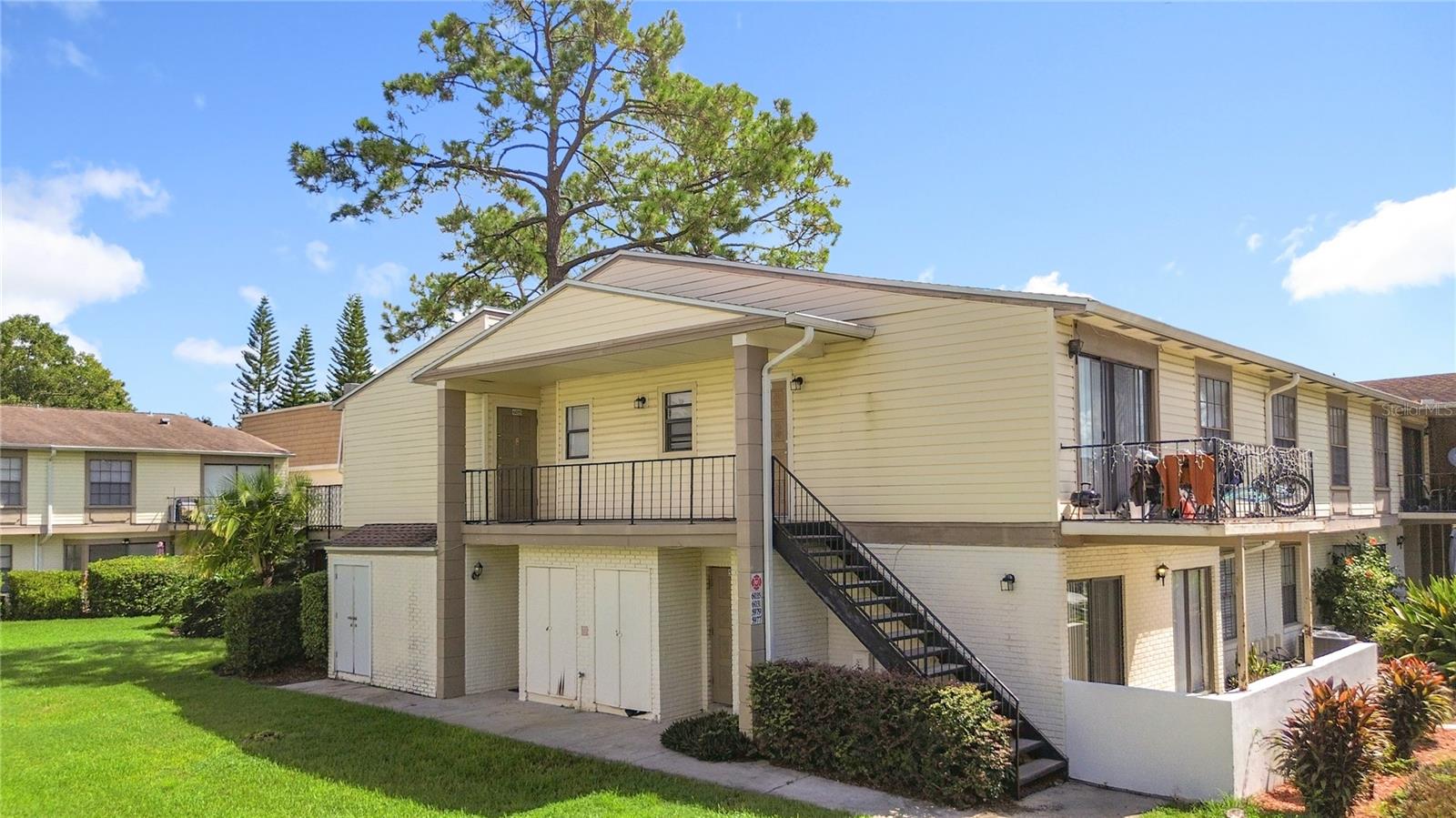 Image 6 of 47 For 5977 Village Circle South  #ge