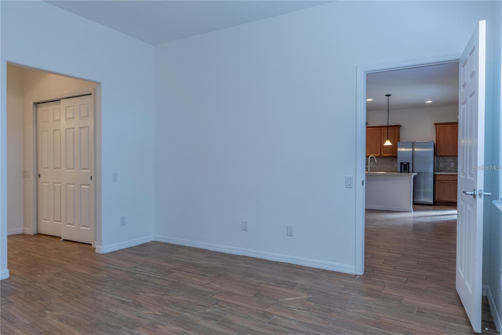 Image 10 of 21 For 519 Cadiz Drive