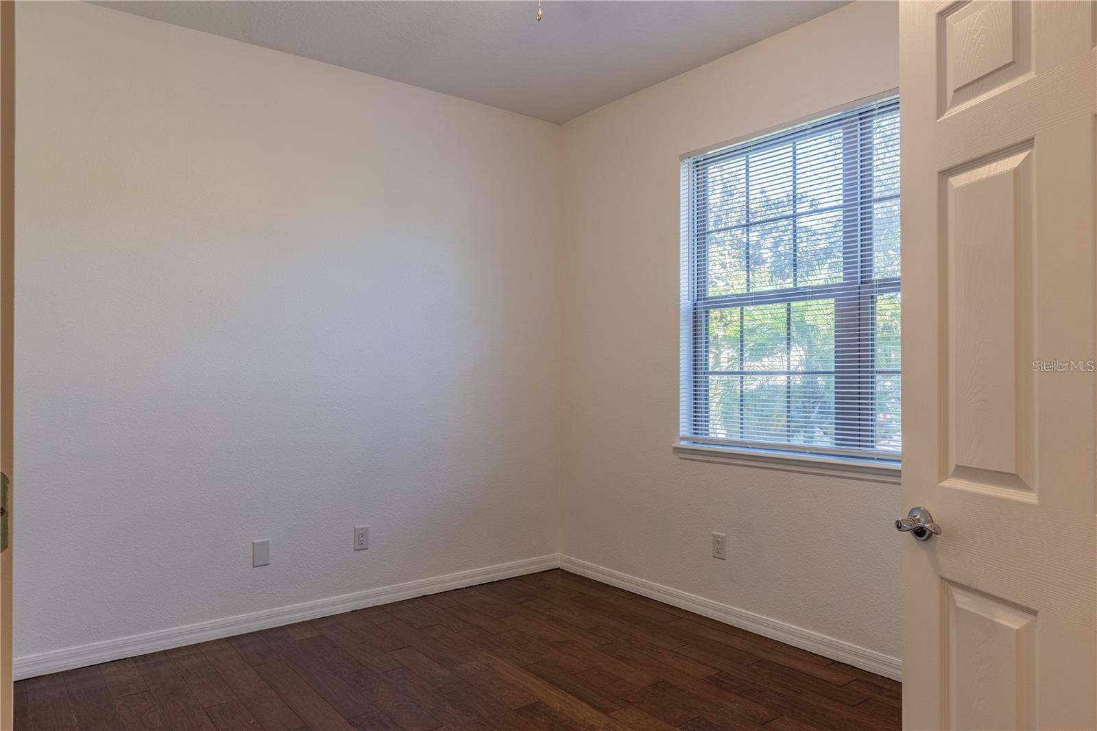 Image 15 of 21 For 519 Cadiz Drive