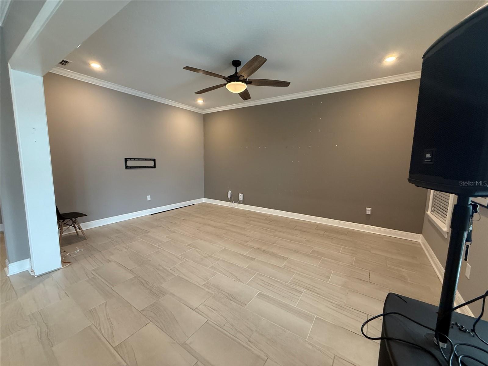 Image 13 of 39 For 9225 Holliston Creek Place