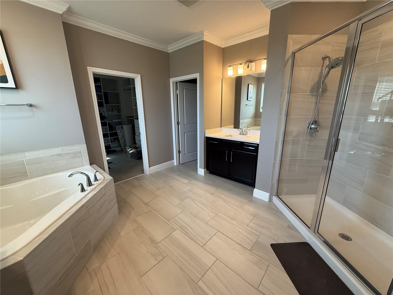 Image 27 of 39 For 9225 Holliston Creek Place