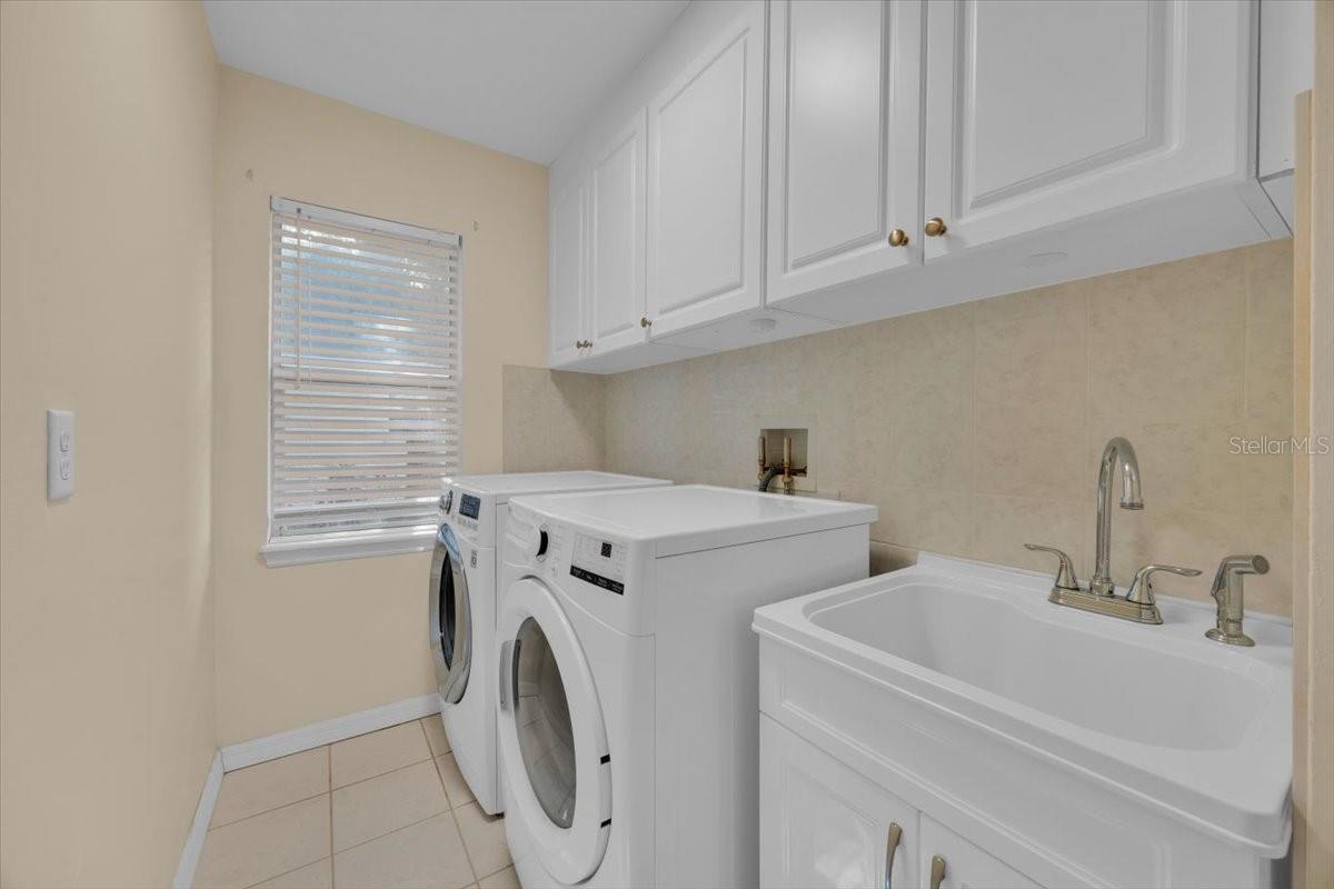 Image 11 of 13 For 1516 Spring Ridge Circle