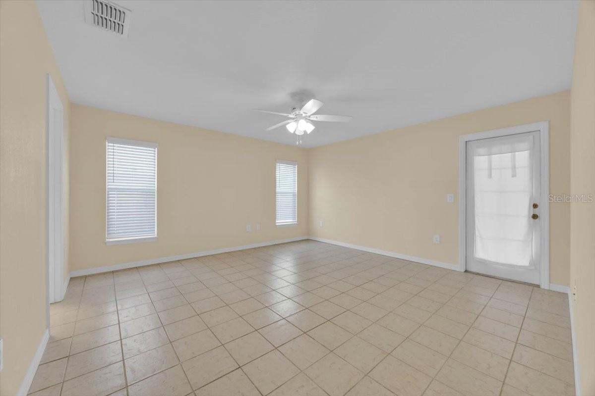 Image 2 of 13 For 1516 Spring Ridge Circle