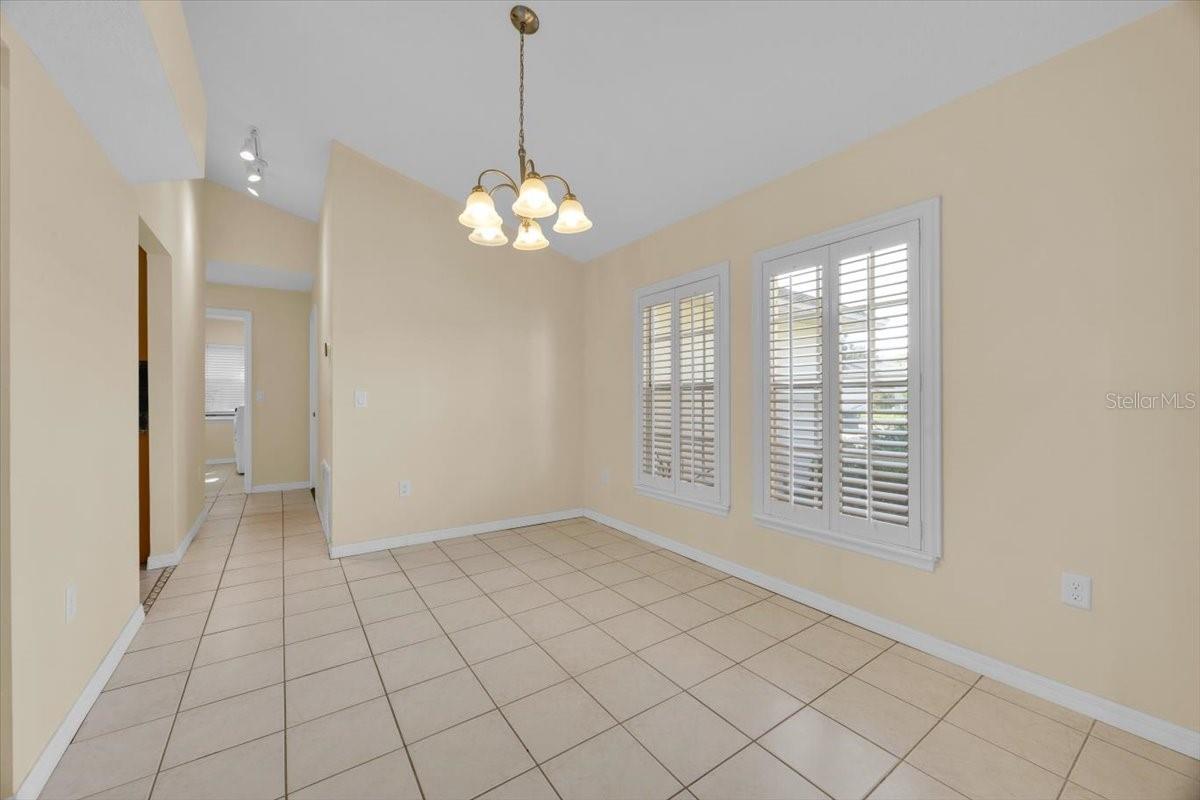 Image 5 of 13 For 1516 Spring Ridge Circle