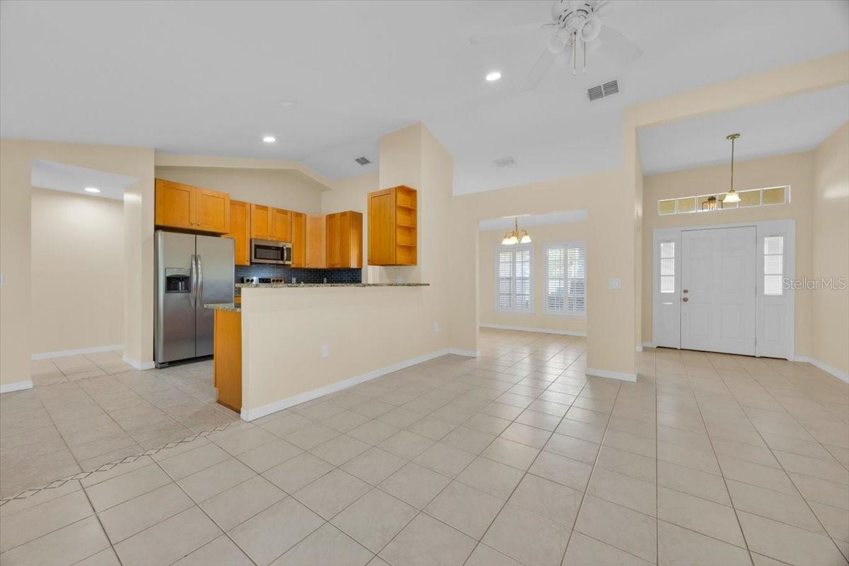 Image 6 of 13 For 1516 Spring Ridge Circle