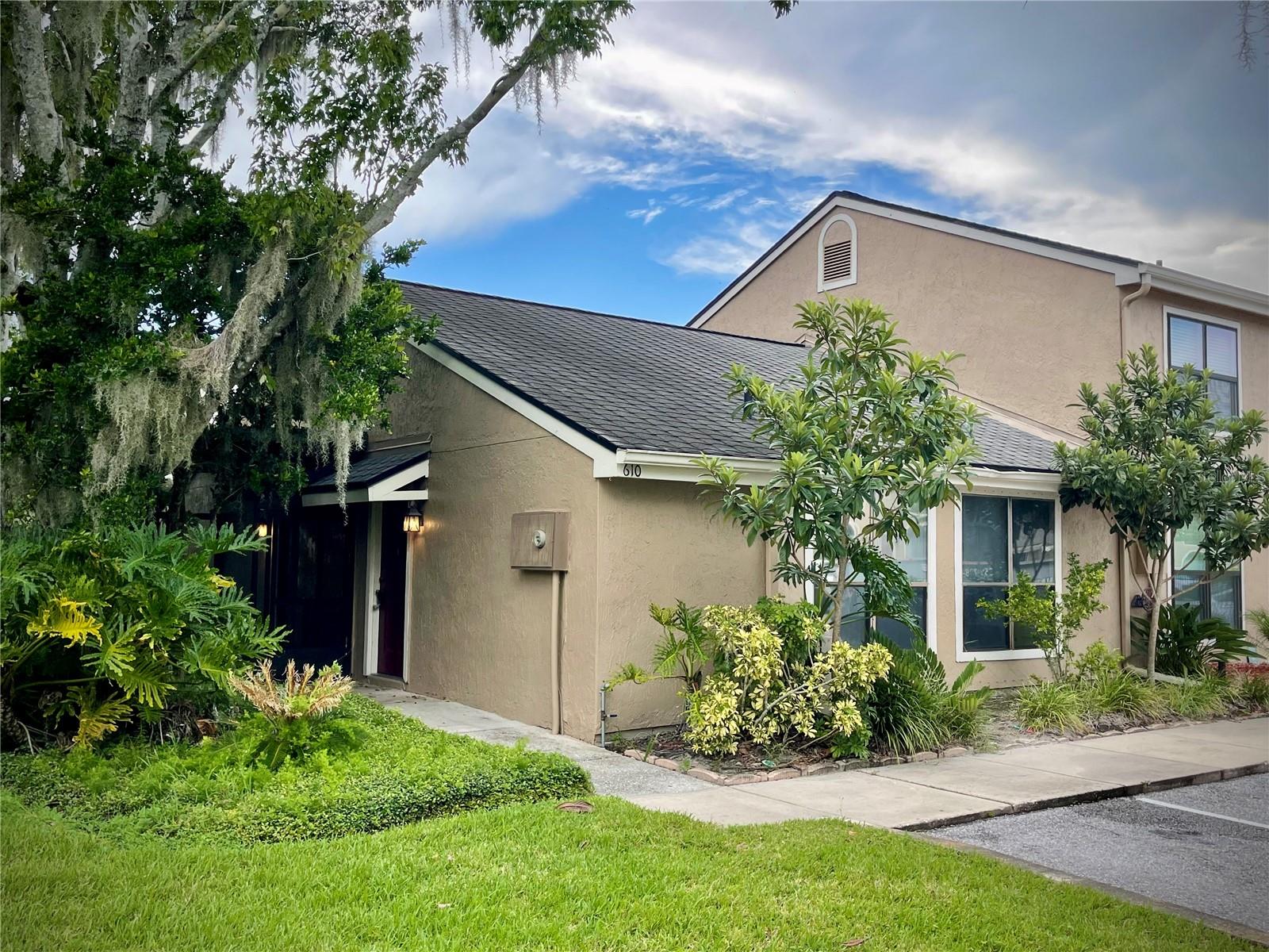 Image 2 of 14 For 610 Casa Park Court A