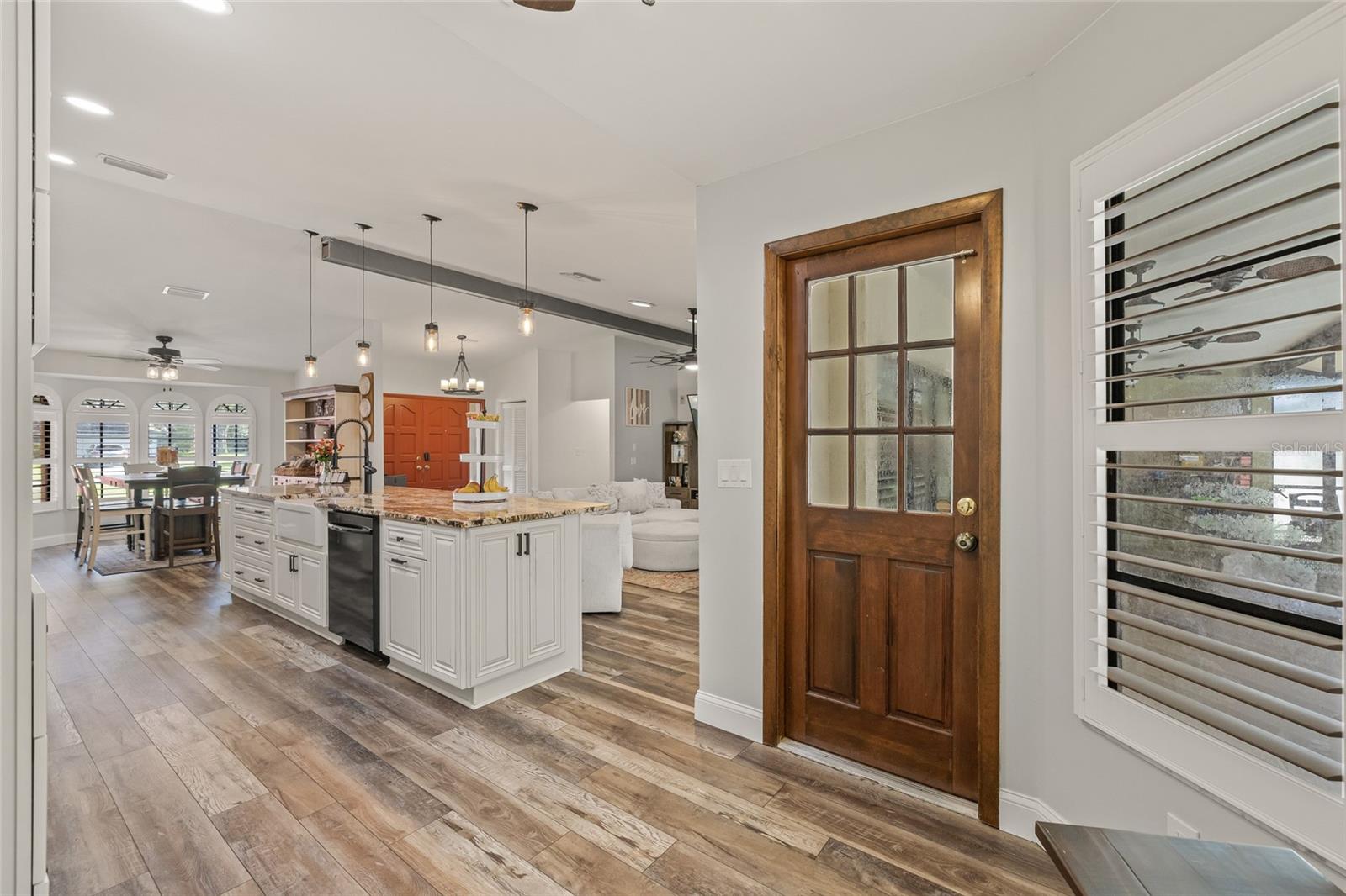 Image 17 of 55 For 10116 Cherryhill Place