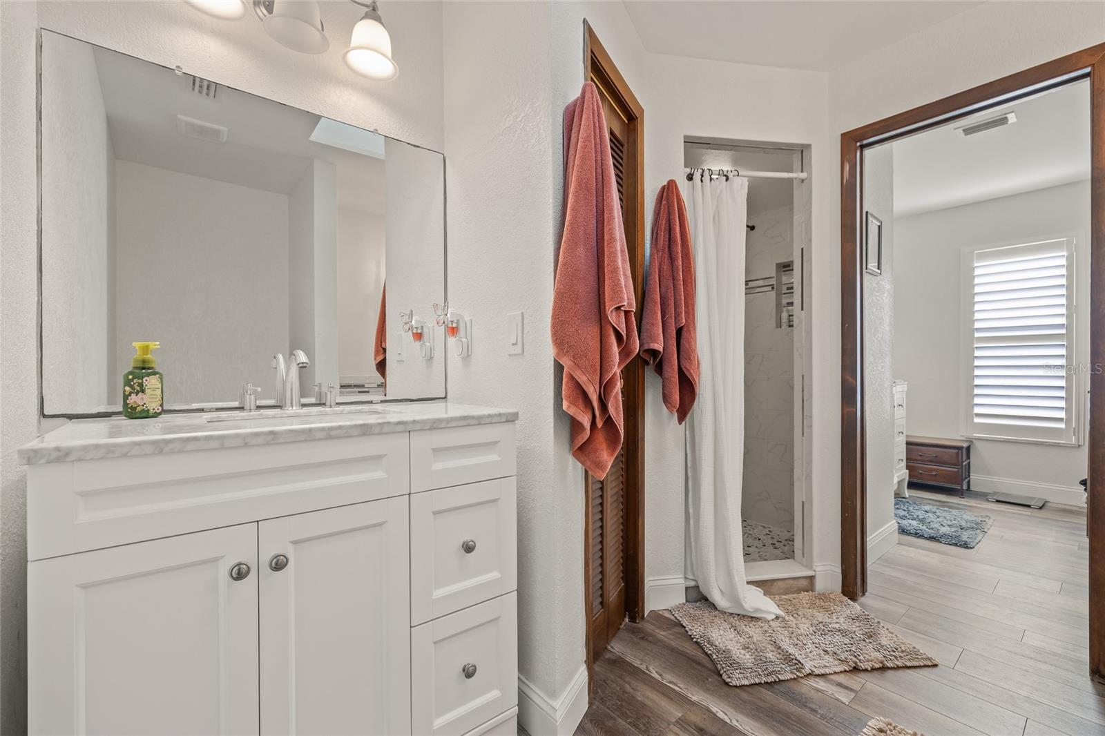 Image 24 of 55 For 10116 Cherryhill Place