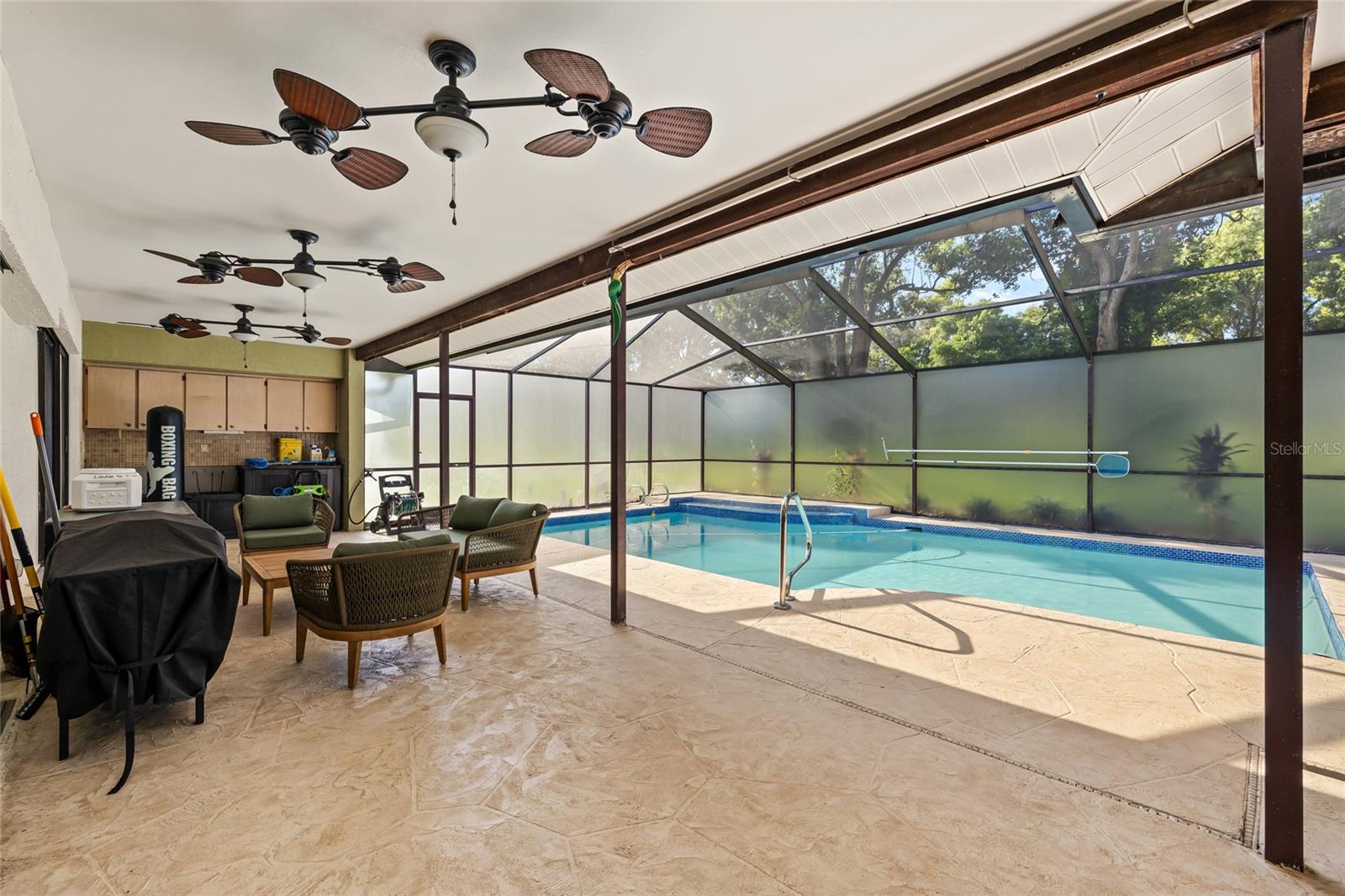 Image 32 of 55 For 10116 Cherryhill Place