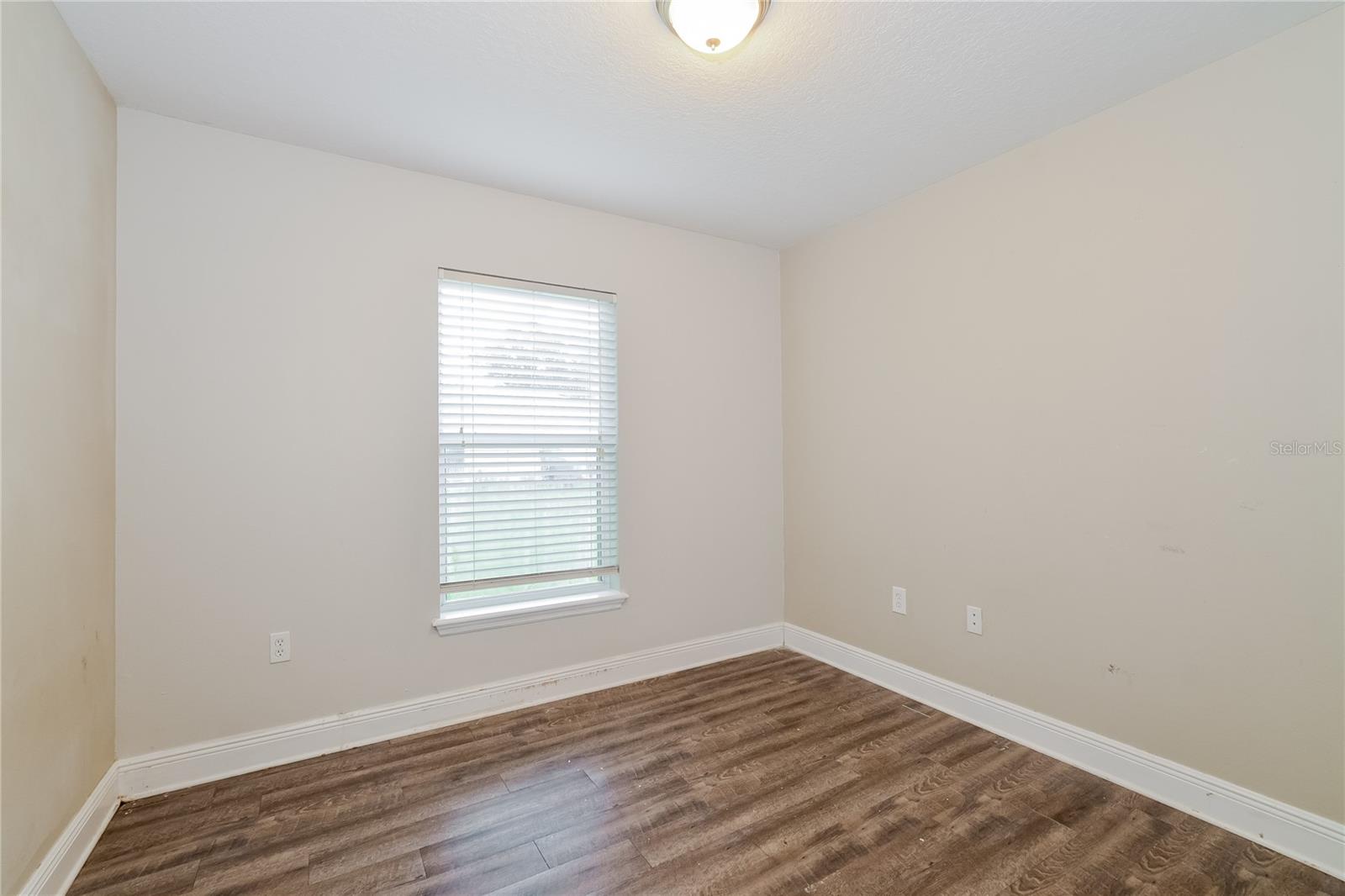 Image 10 of 16 For 1130 Willow Avenue