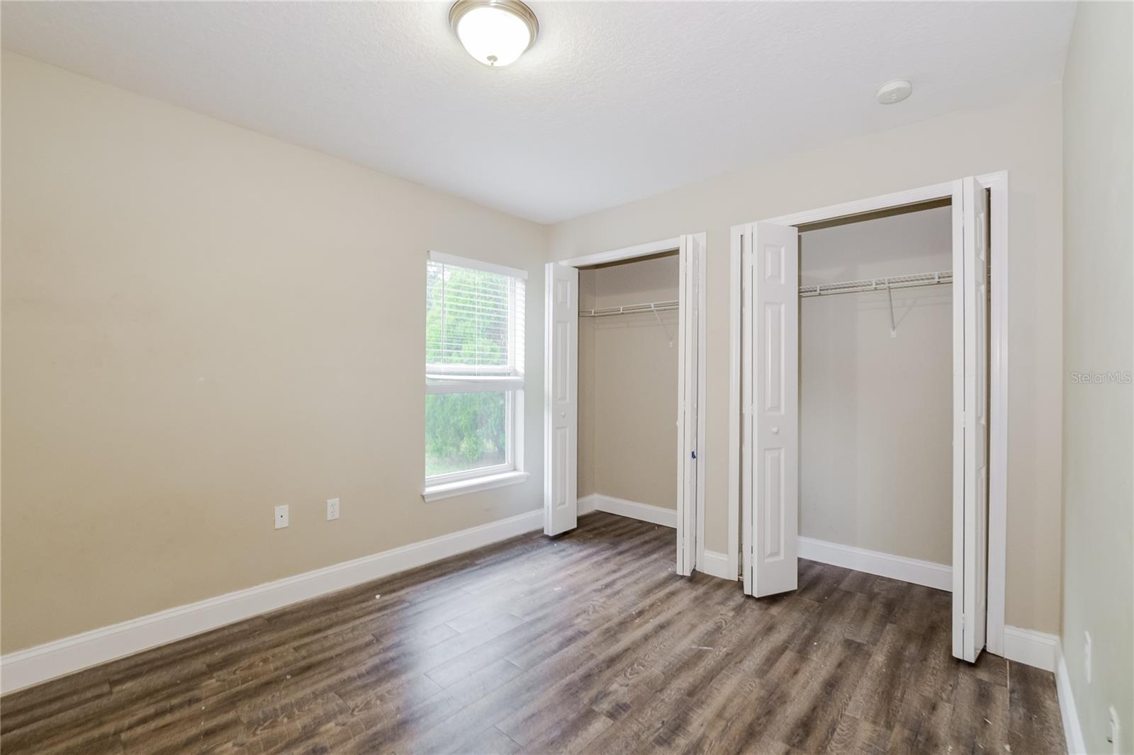Image 8 of 16 For 1130 Willow Avenue