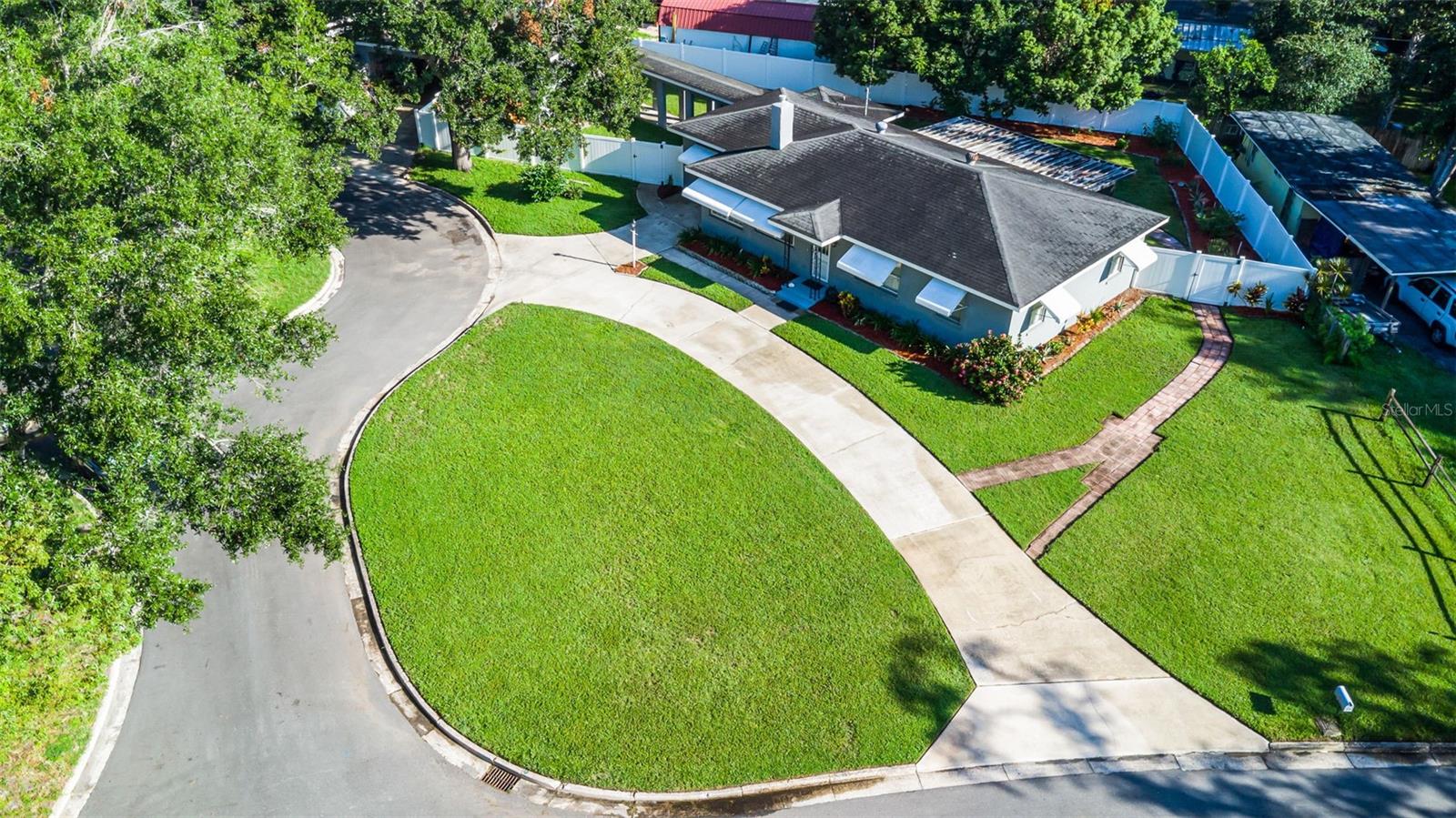 Image 30 of 37 For 408 Editha Circle