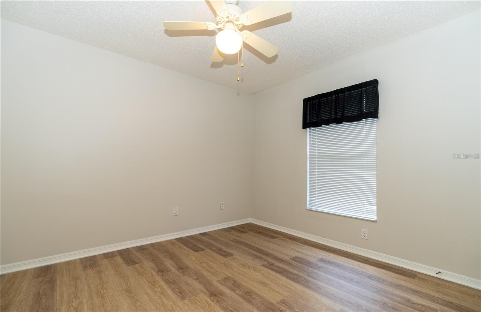 Image 16 of 26 For 767 Edgemon Avenue