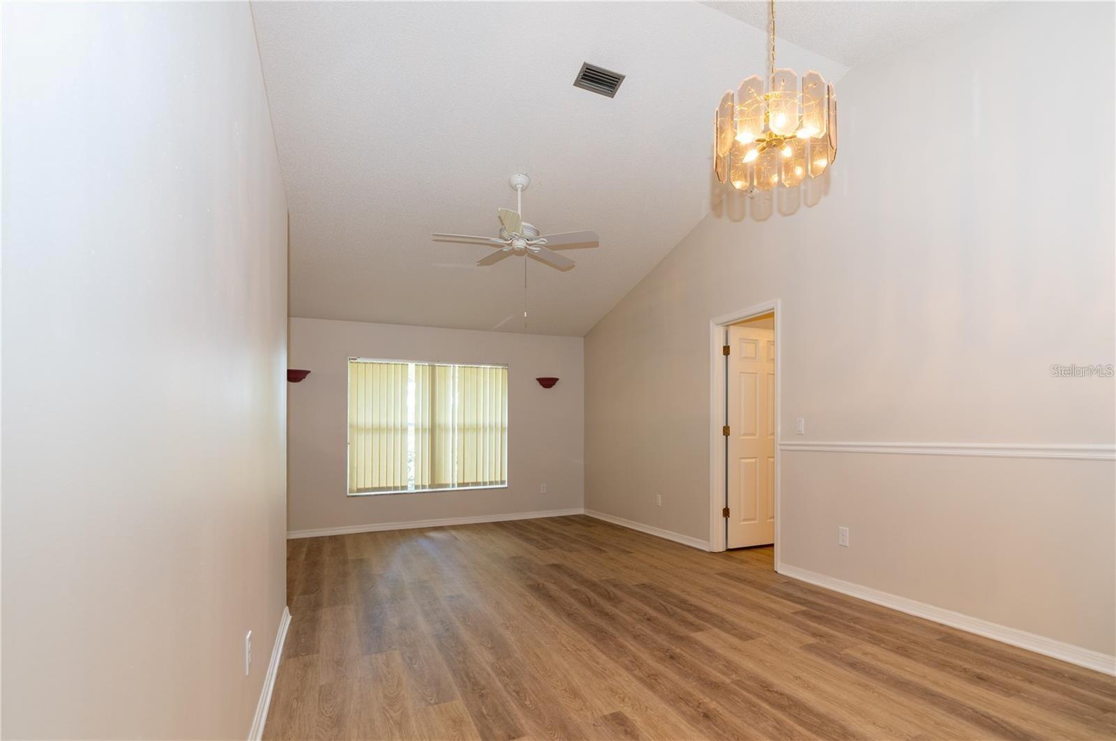 Image 6 of 26 For 767 Edgemon Avenue