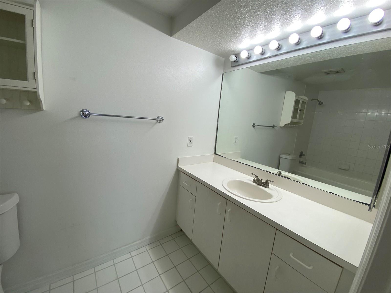 Image 14 of 22 For 495 Las Cortes Lane 103