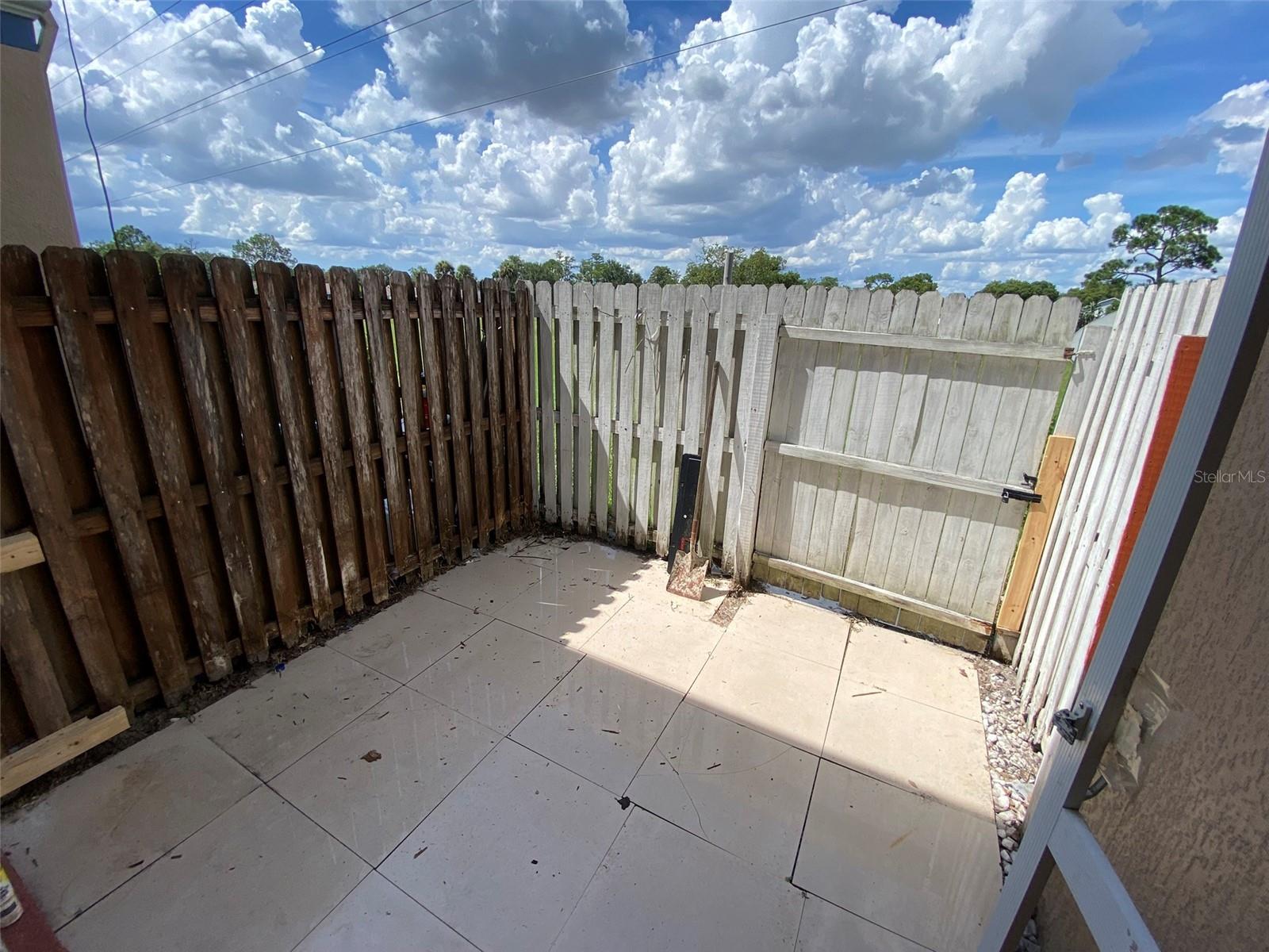 Image 17 of 22 For 495 Las Cortes Lane 103
