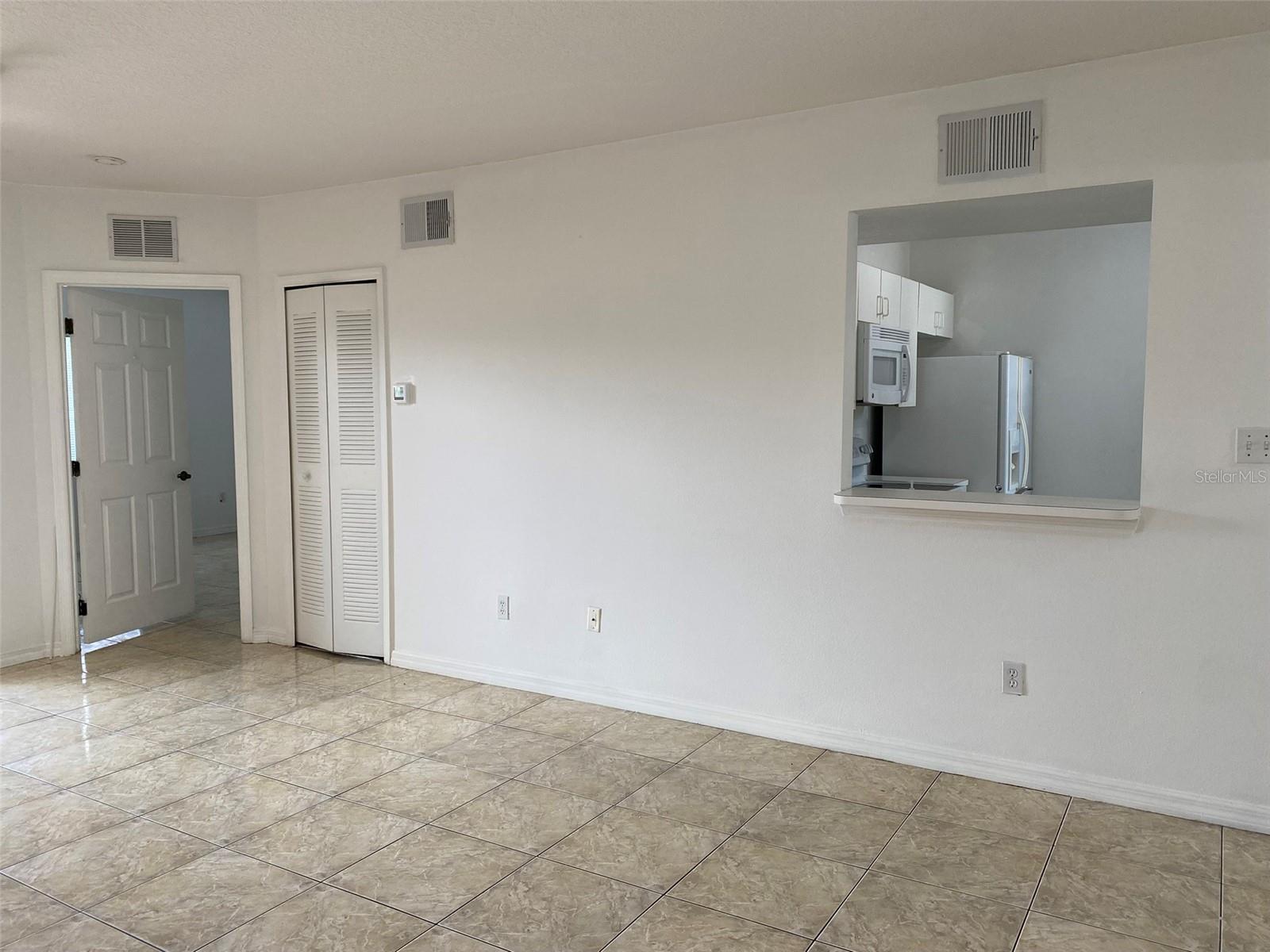 Image 8 of 22 For 495 Las Cortes Lane 103