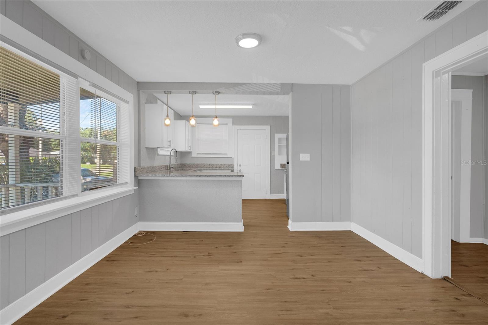 Image 7 of 18 For 4415 America Street