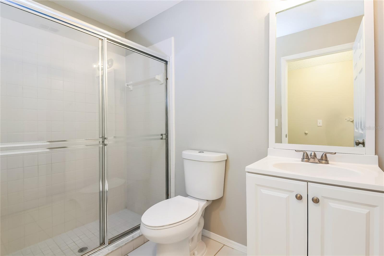 Image 14 of 17 For 2600 Chatham Circle