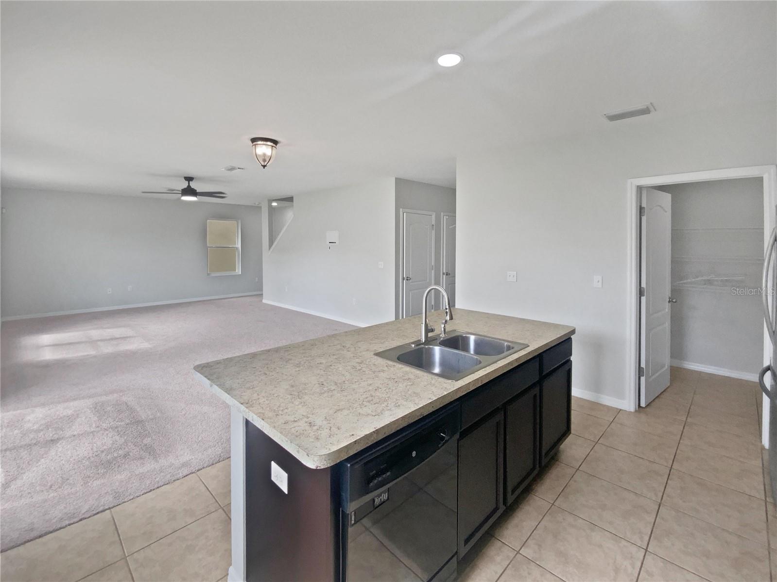 Image 15 of 35 For 614 Hartford Heights Street