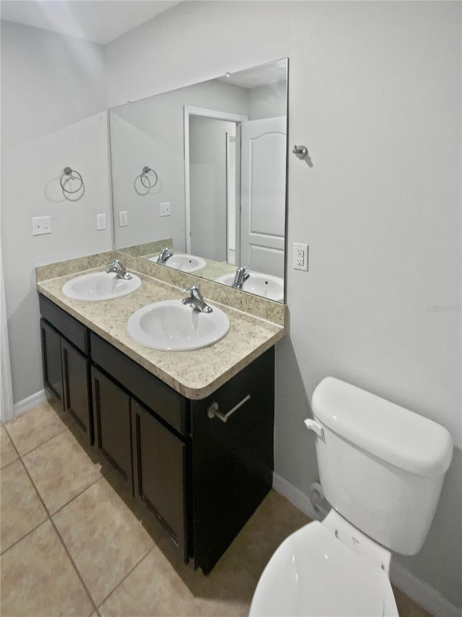Image 29 of 35 For 614 Hartford Heights Street